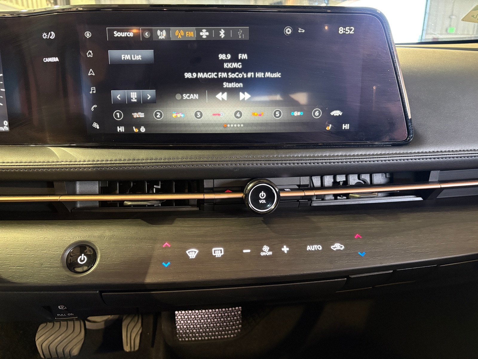 Thumbnail: 2024 Nissan Ariya - 3