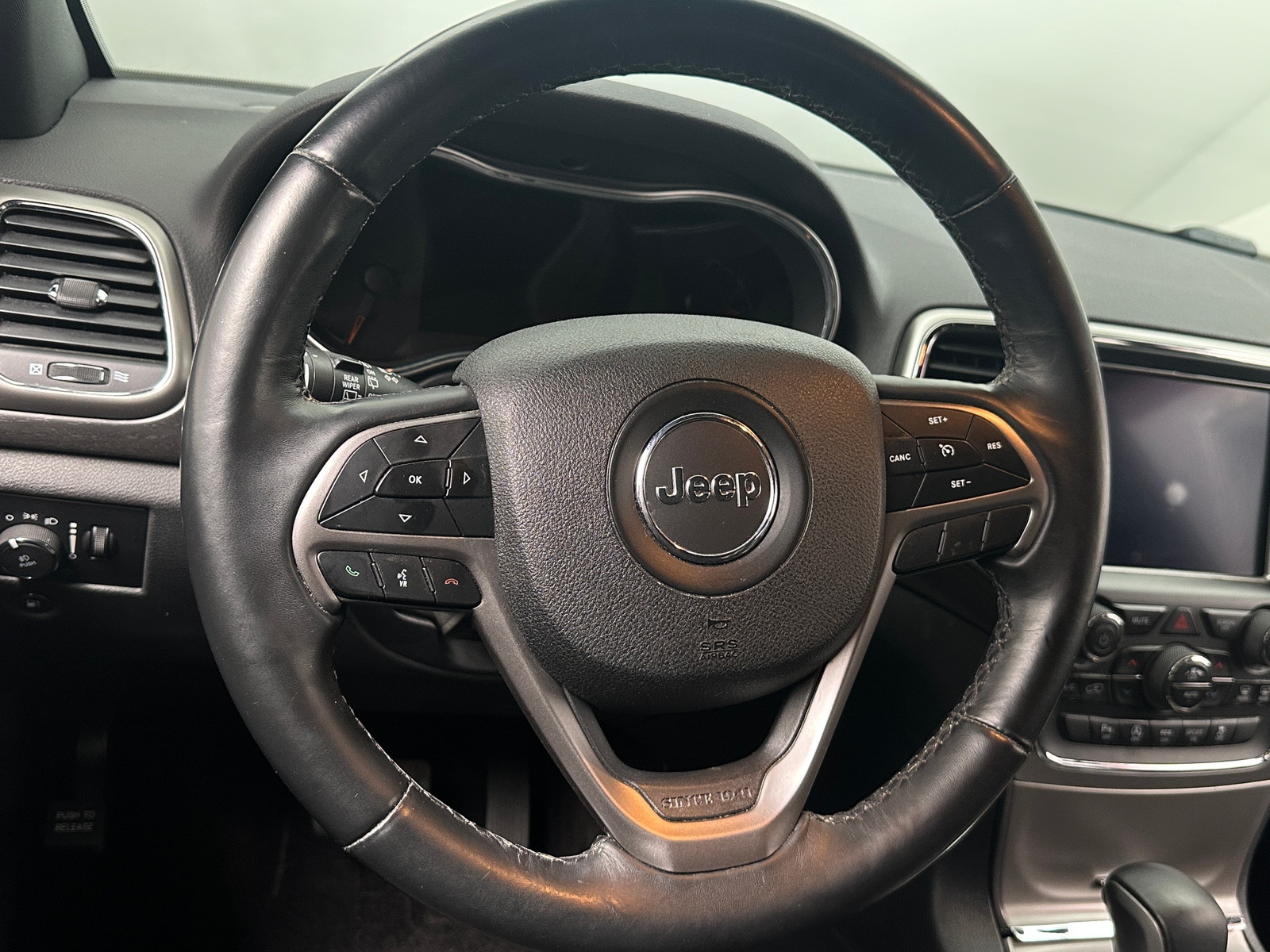 Thumbnail: 2018 Jeep Grand Cherokee - 5