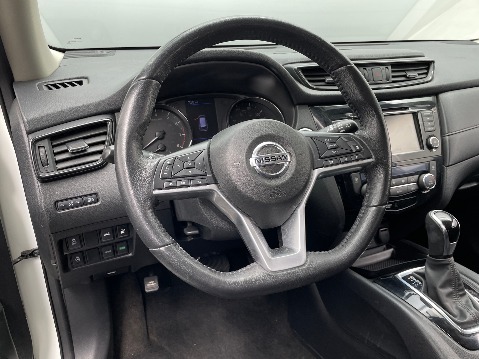 Thumbnail: 2018 Nissan Rogue - 5