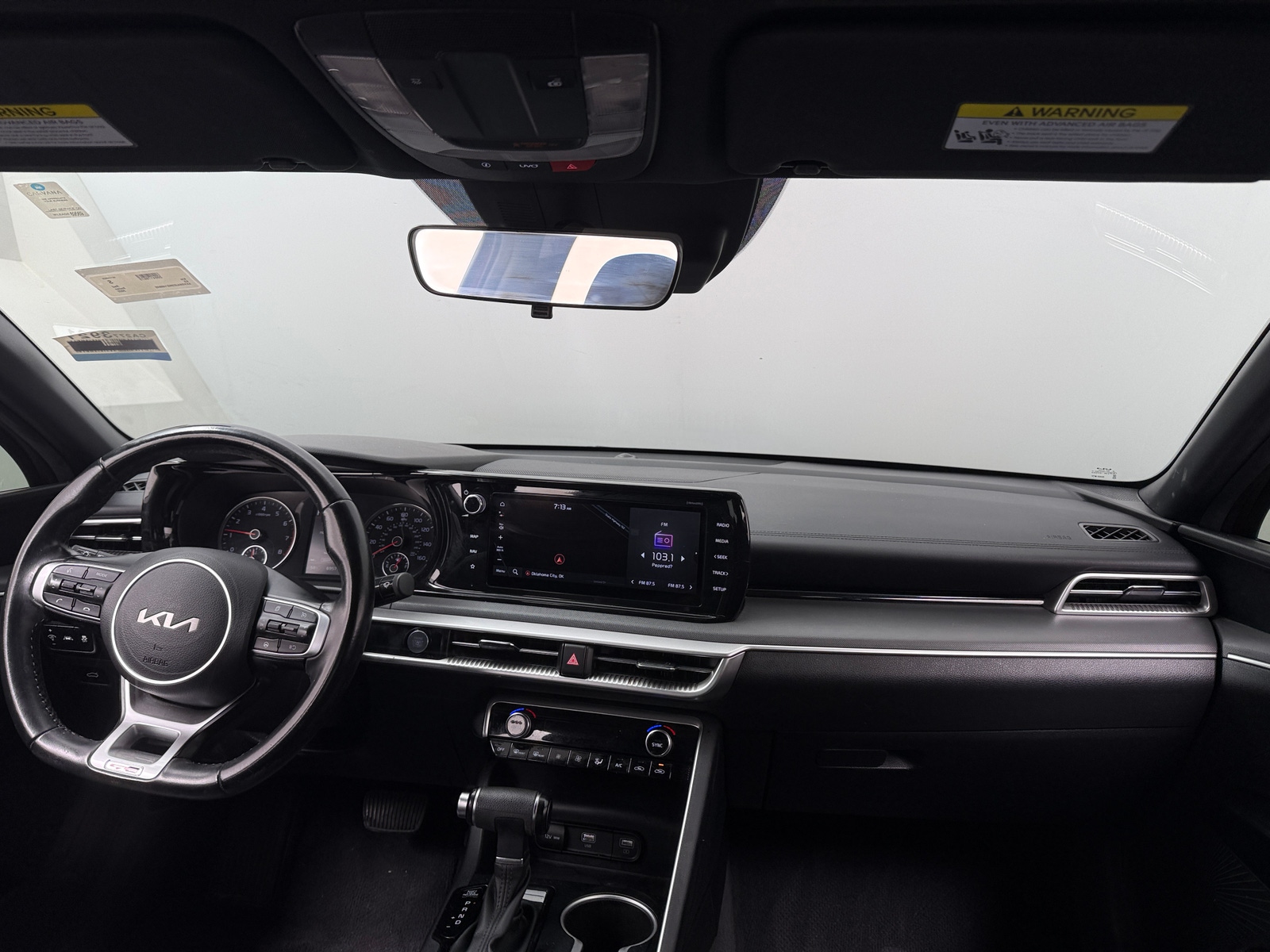 Thumbnail: 2022 Kia K5 - 2