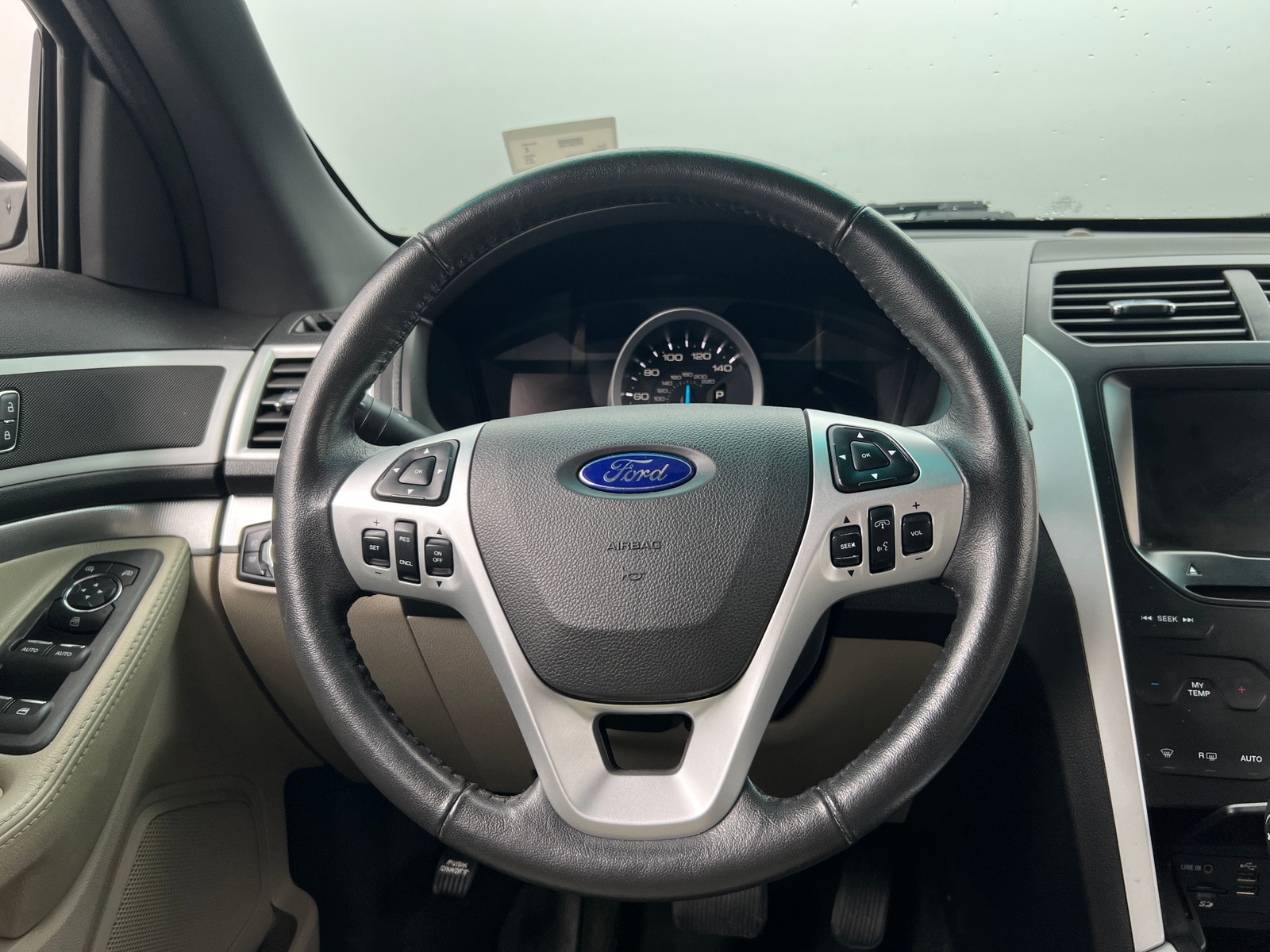 Thumbnail: 2014 Ford Explorer - 4