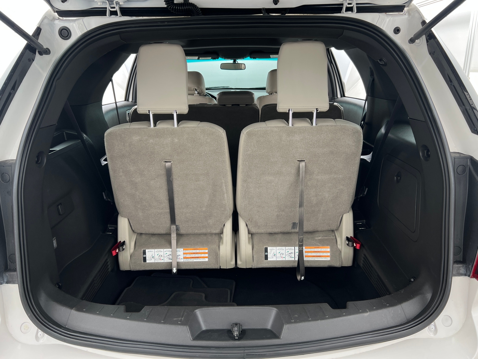 Thumbnail: 2014 Ford Explorer - 6