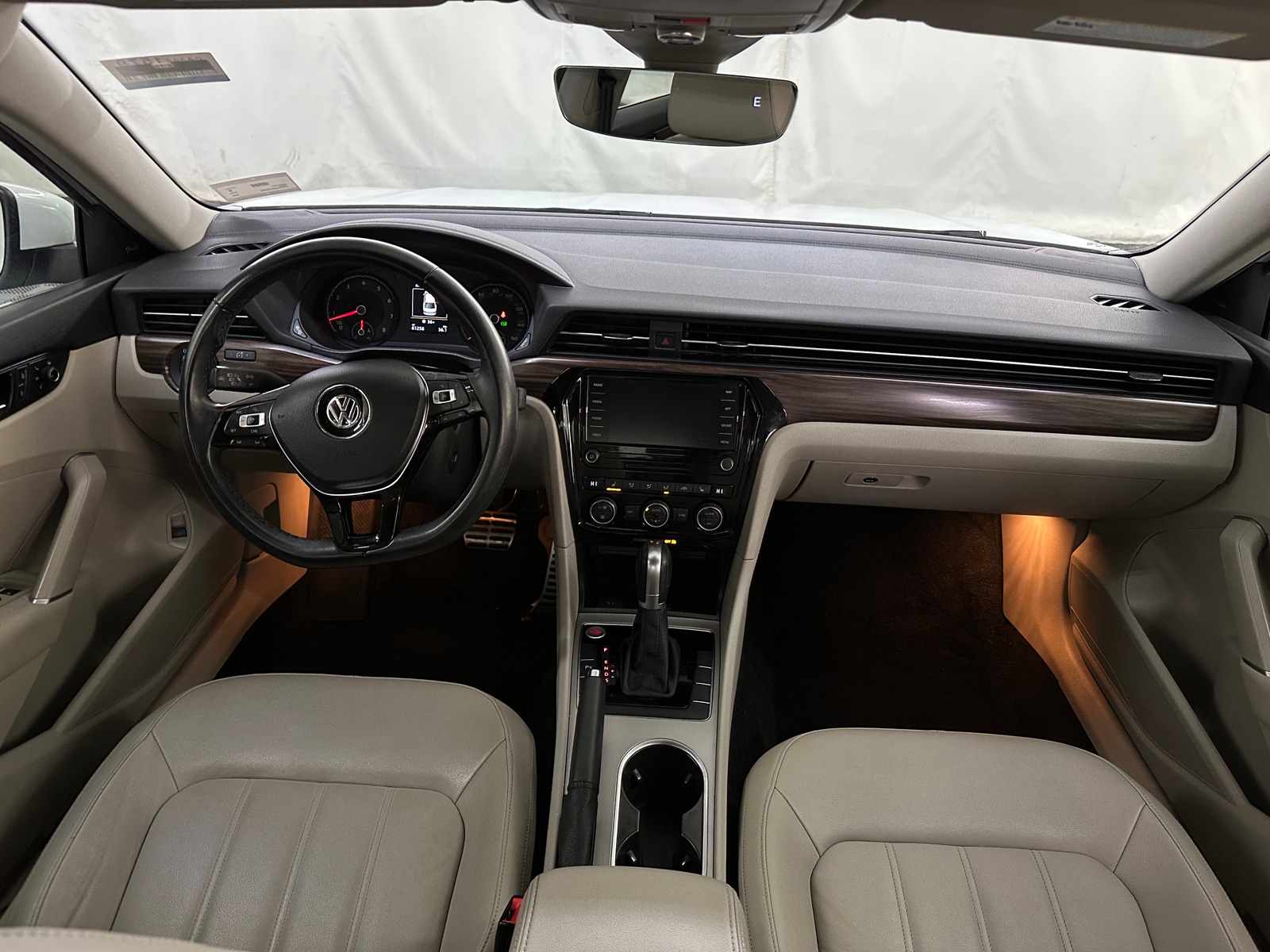 Thumbnail: 2020 Volkswagen Passat - 2