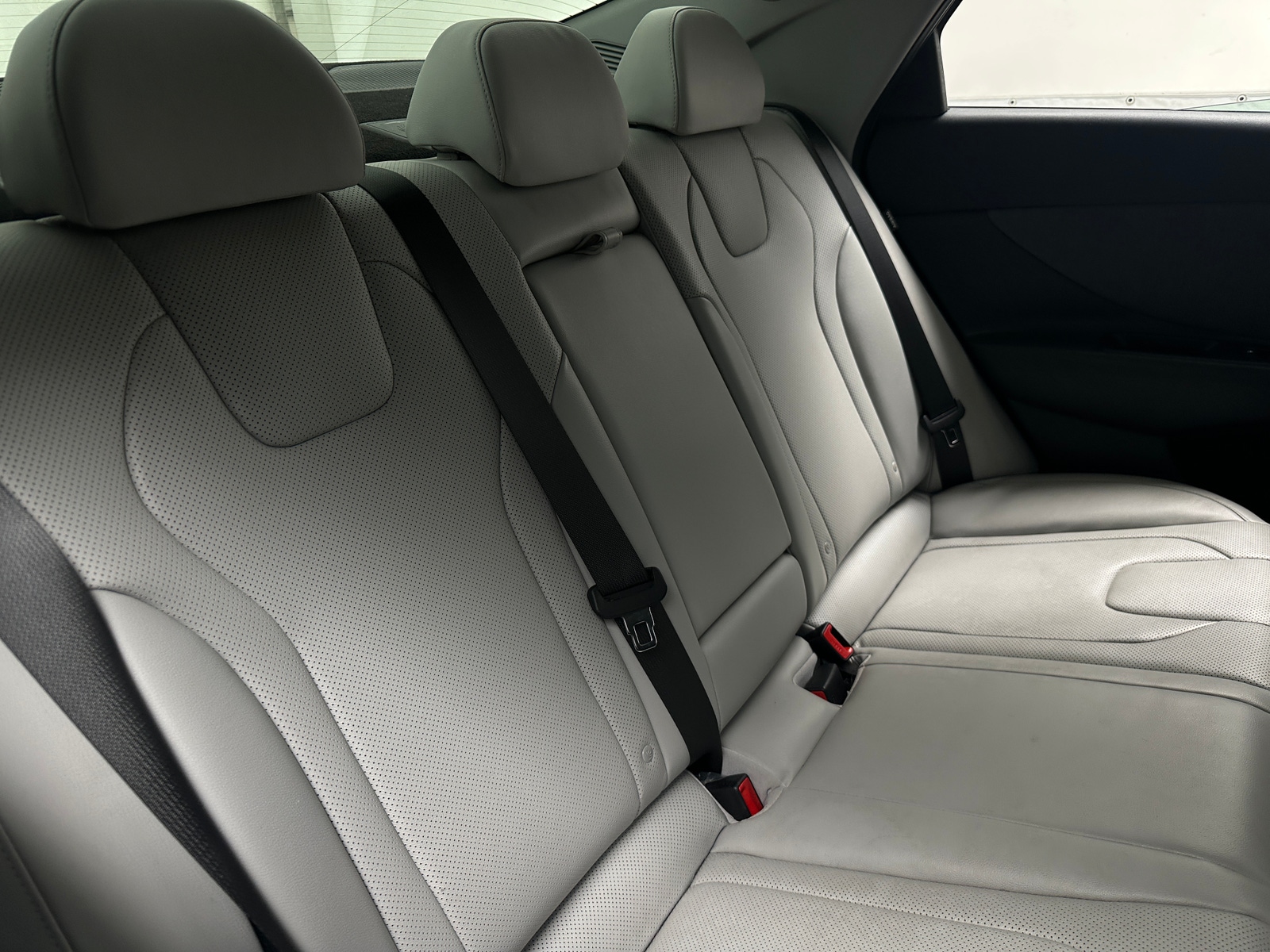 Thumbnail: 2024 Hyundai Elantra - 5