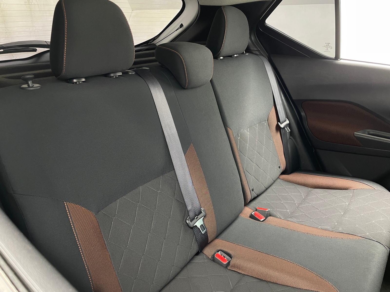 Thumbnail: 2019 Nissan Kicks - 6