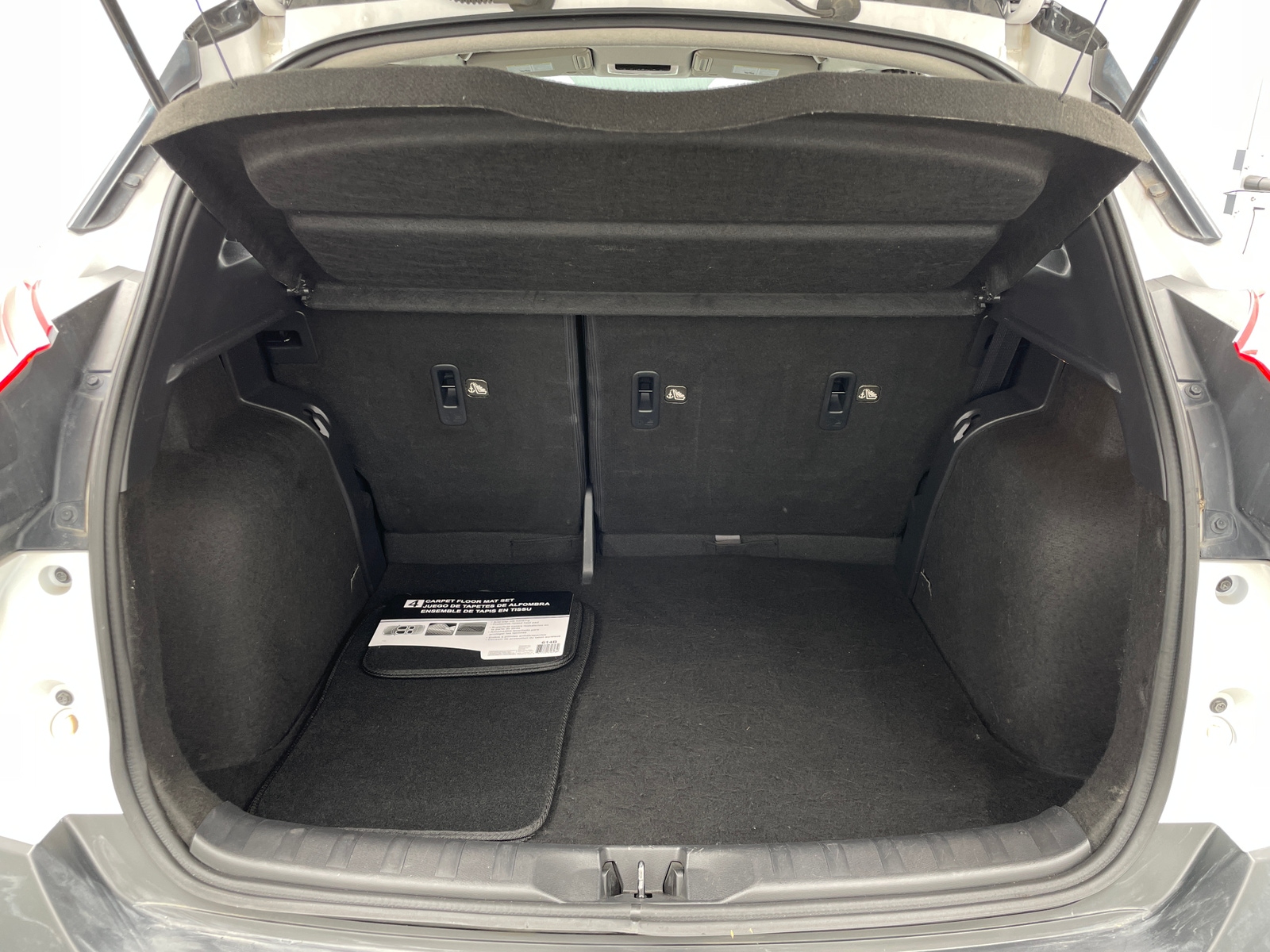 Thumbnail: 2019 Nissan Kicks - 7