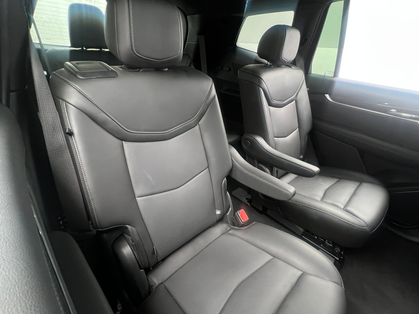 Thumbnail: 2025 Cadillac XT6 - 5