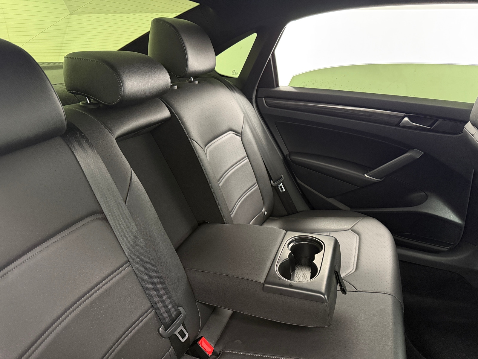 Thumbnail: 2021 Volkswagen Passat - 5