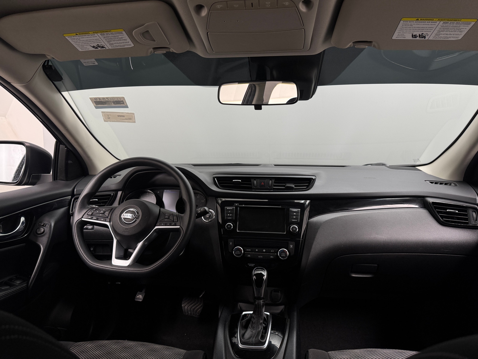 Thumbnail: 2020 Nissan Rogue Sport - 3