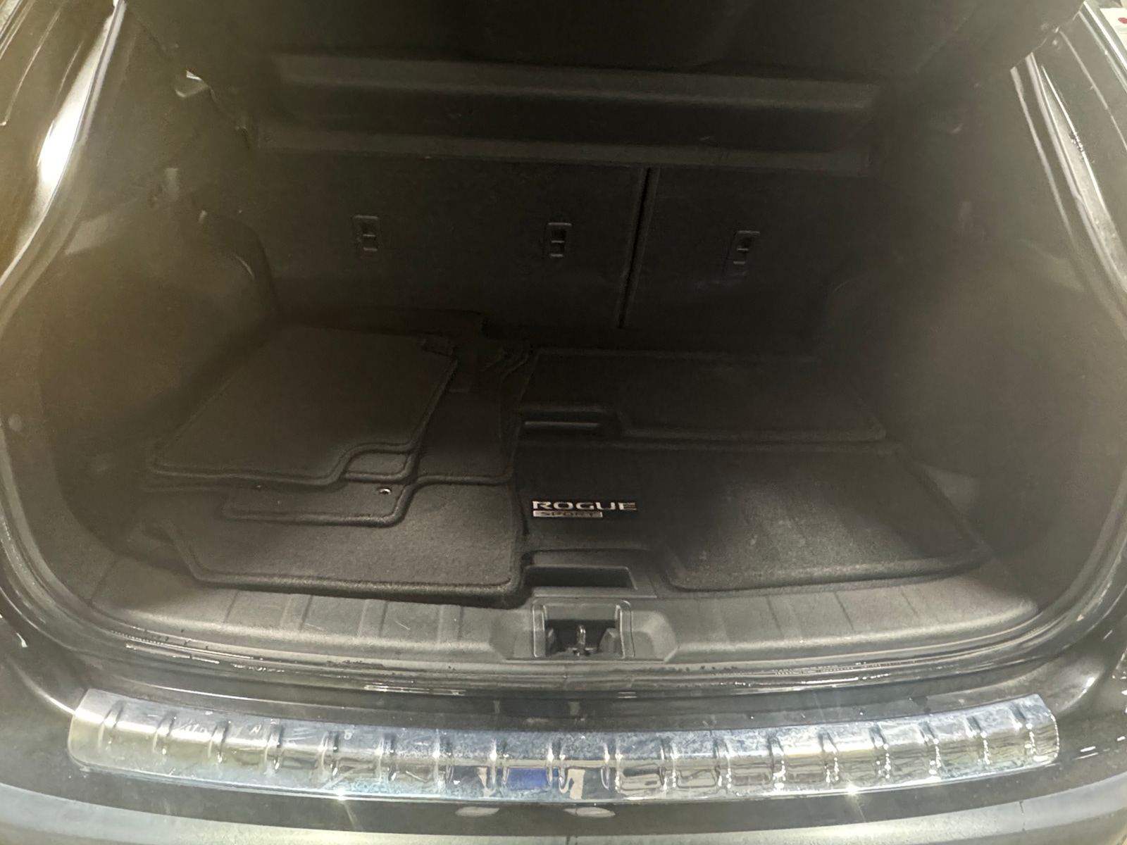 Thumbnail: 2020 Nissan Rogue Sport - 7