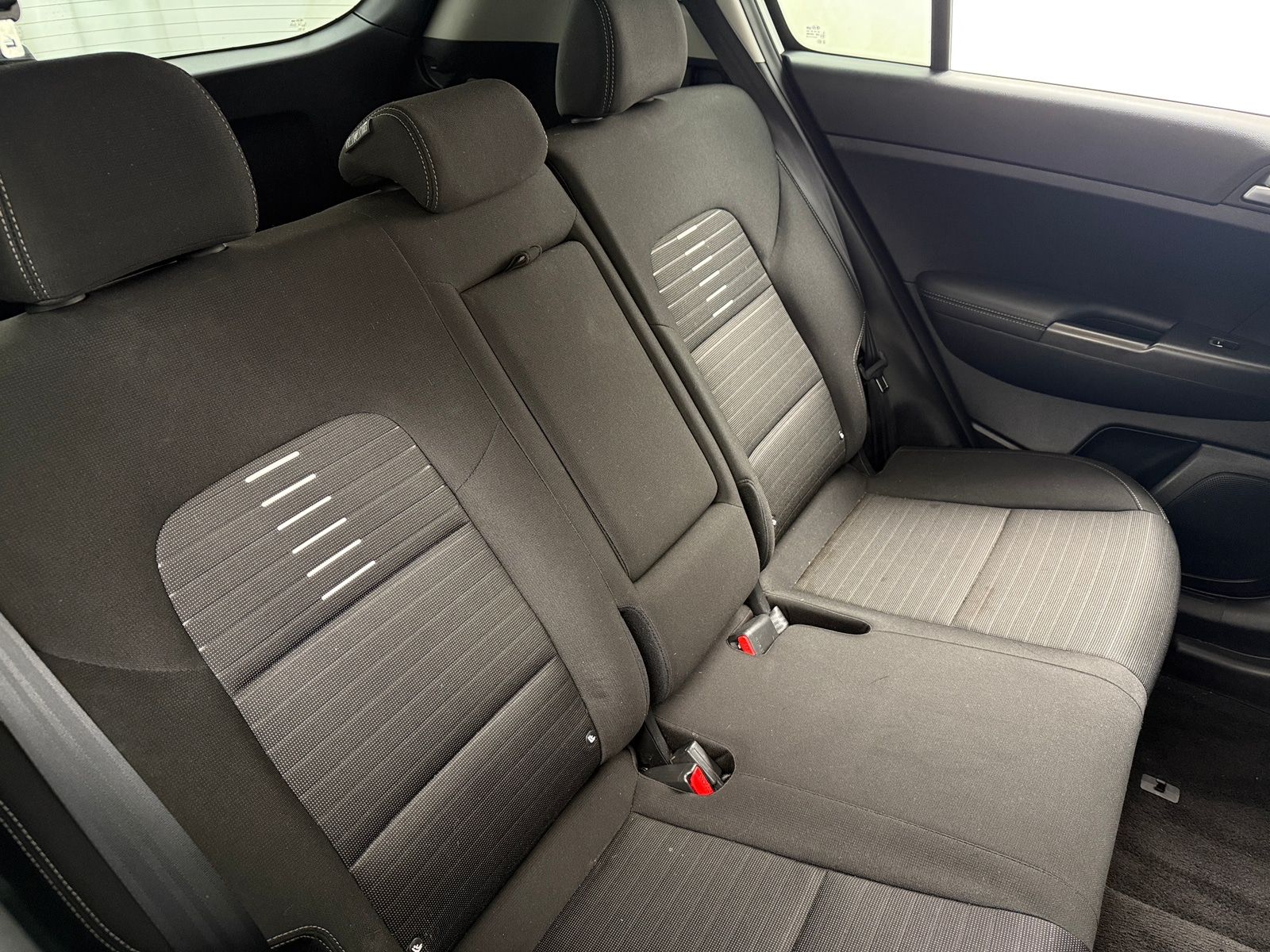 Thumbnail: 2021 Kia Sportage - 6