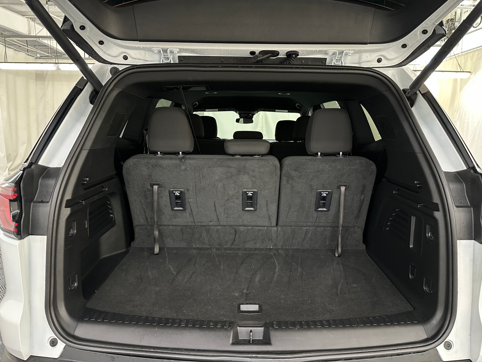 Thumbnail: 2025 GMC Acadia - 7