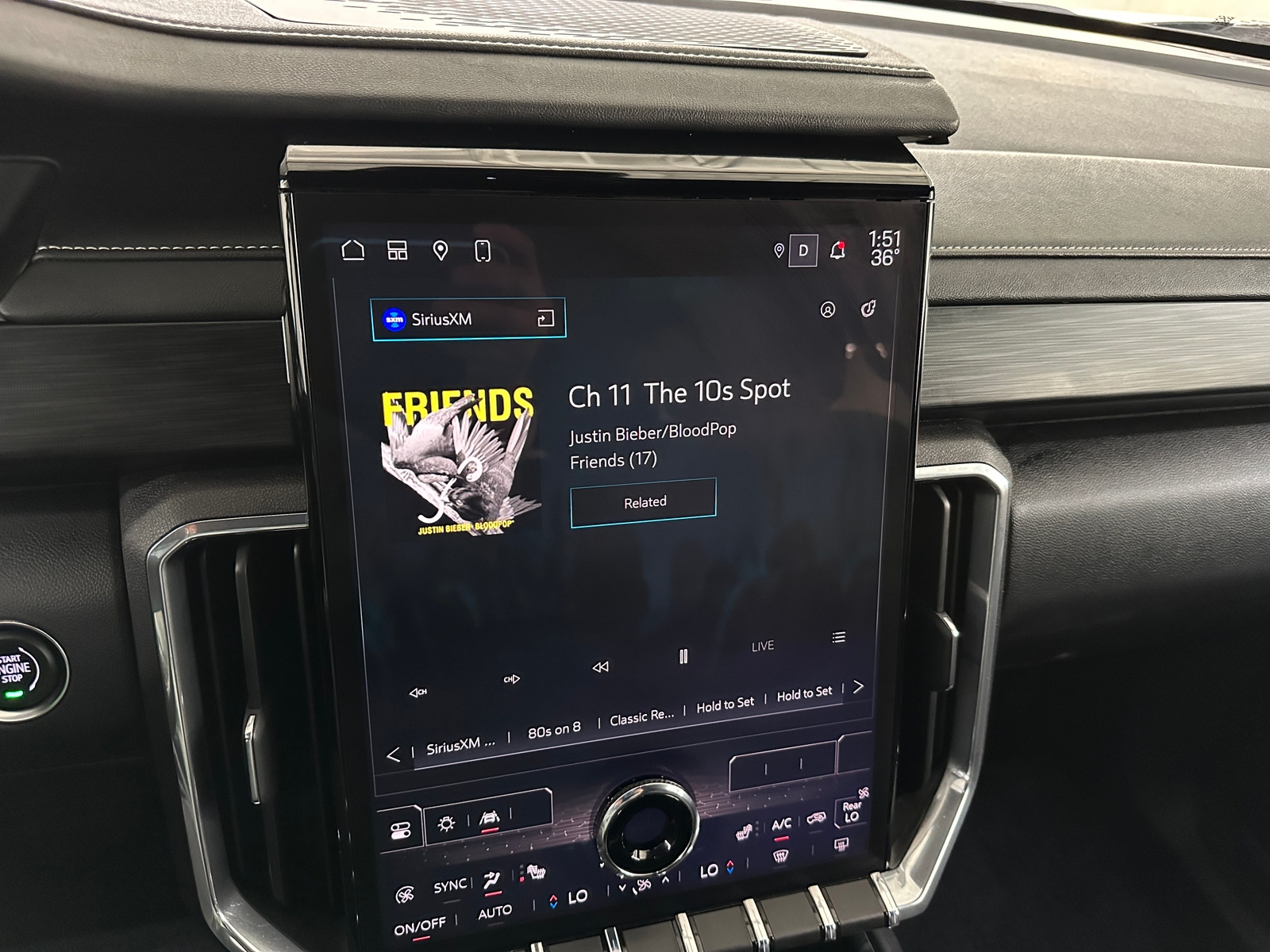 Thumbnail: 2025 GMC Acadia - 4