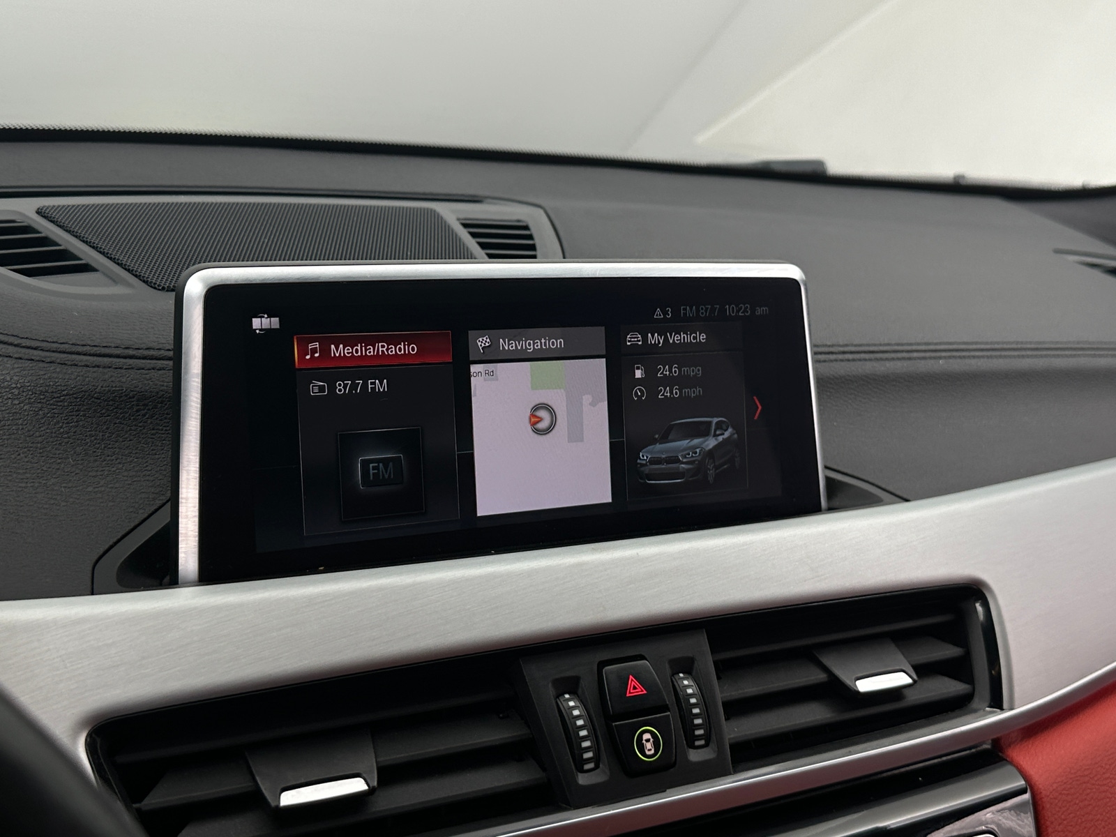 Thumbnail: 2021 BMW X2 - 3