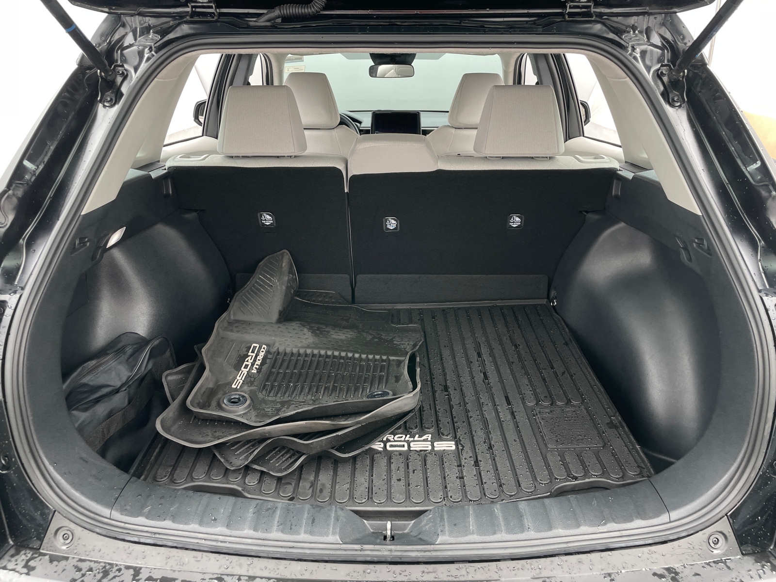 Thumbnail: 2024 Toyota Corolla Cross - 7