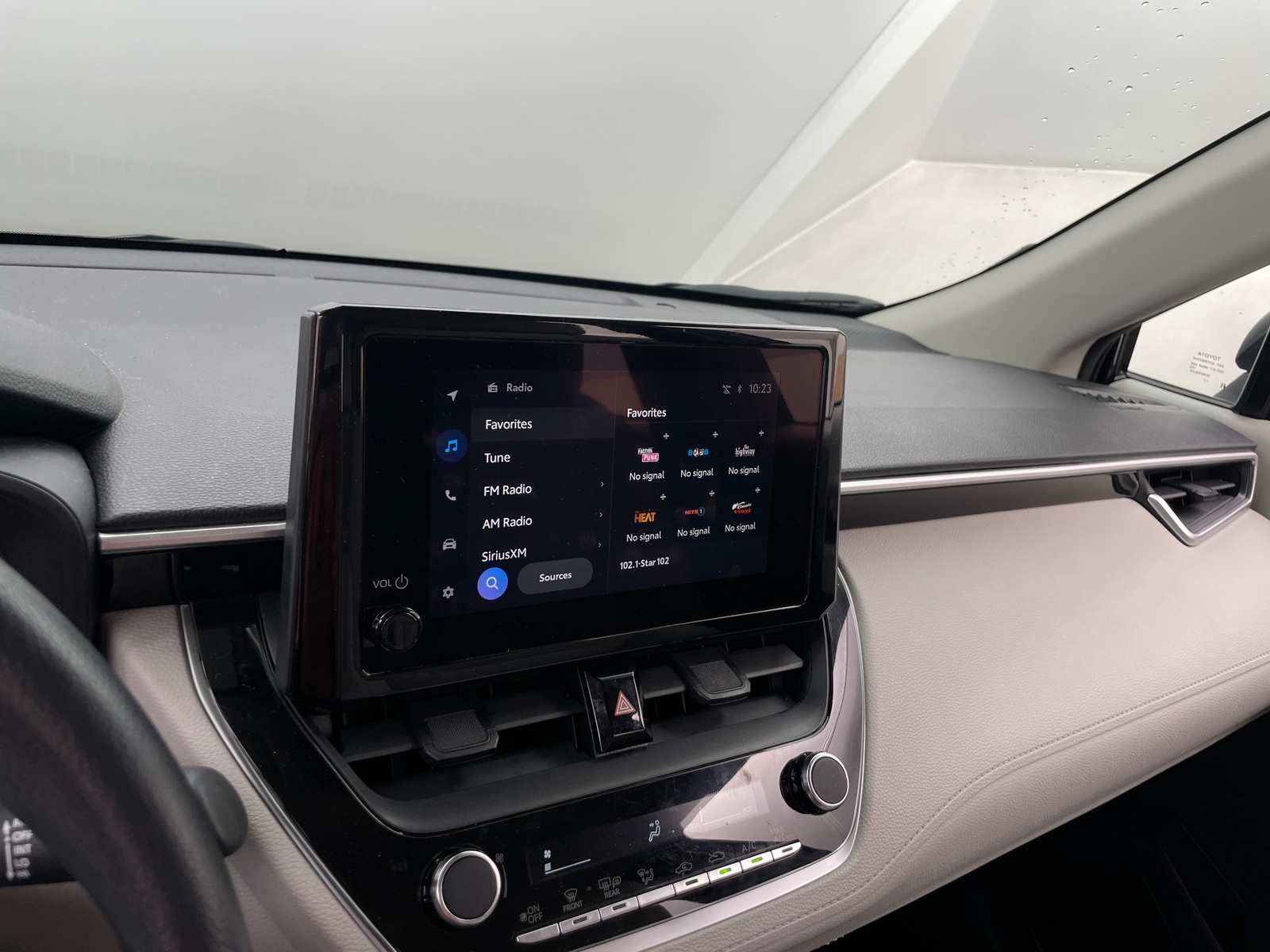 Thumbnail: 2024 Toyota Corolla Cross - 4