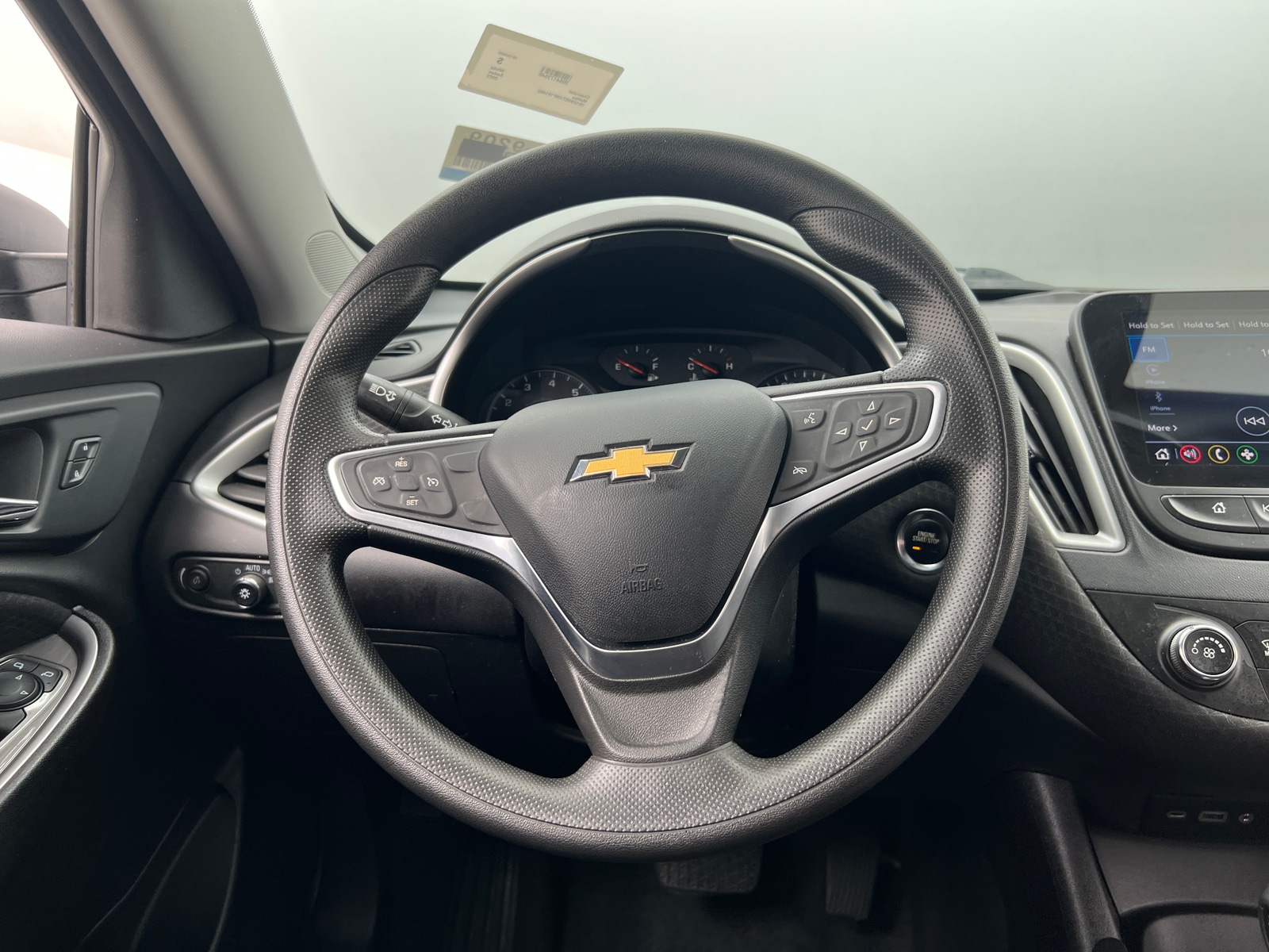 Thumbnail: 2022 Chevrolet Malibu - 5