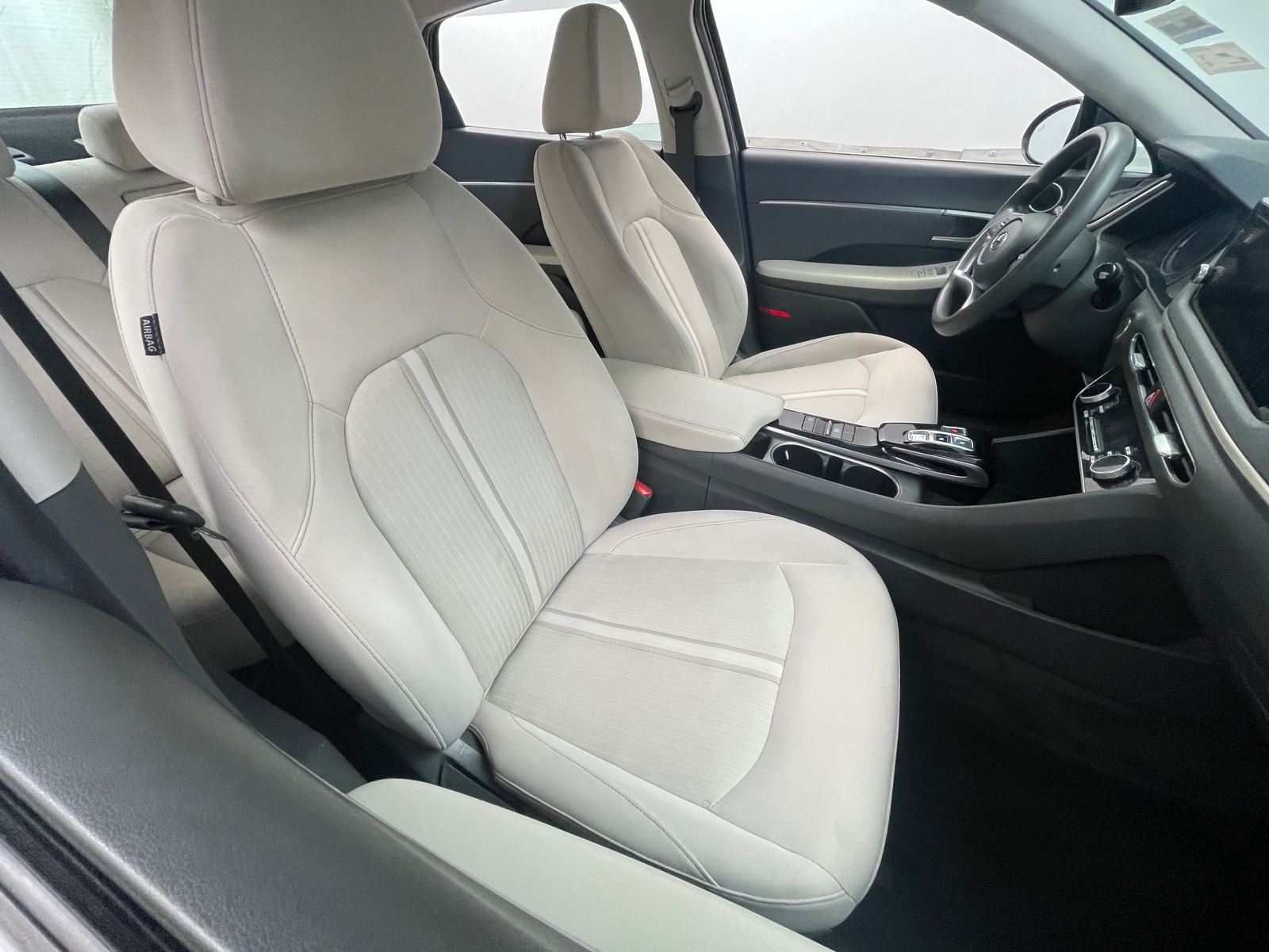 Thumbnail: 2023 Hyundai Sonata - 2