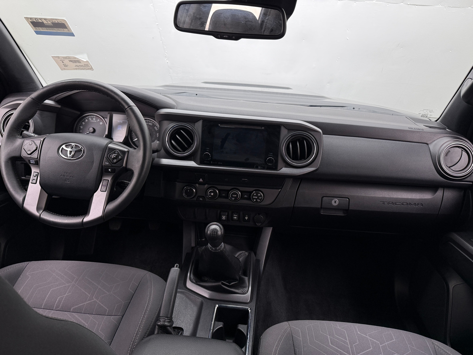 Thumbnail: 2019 Toyota Tacoma - 3