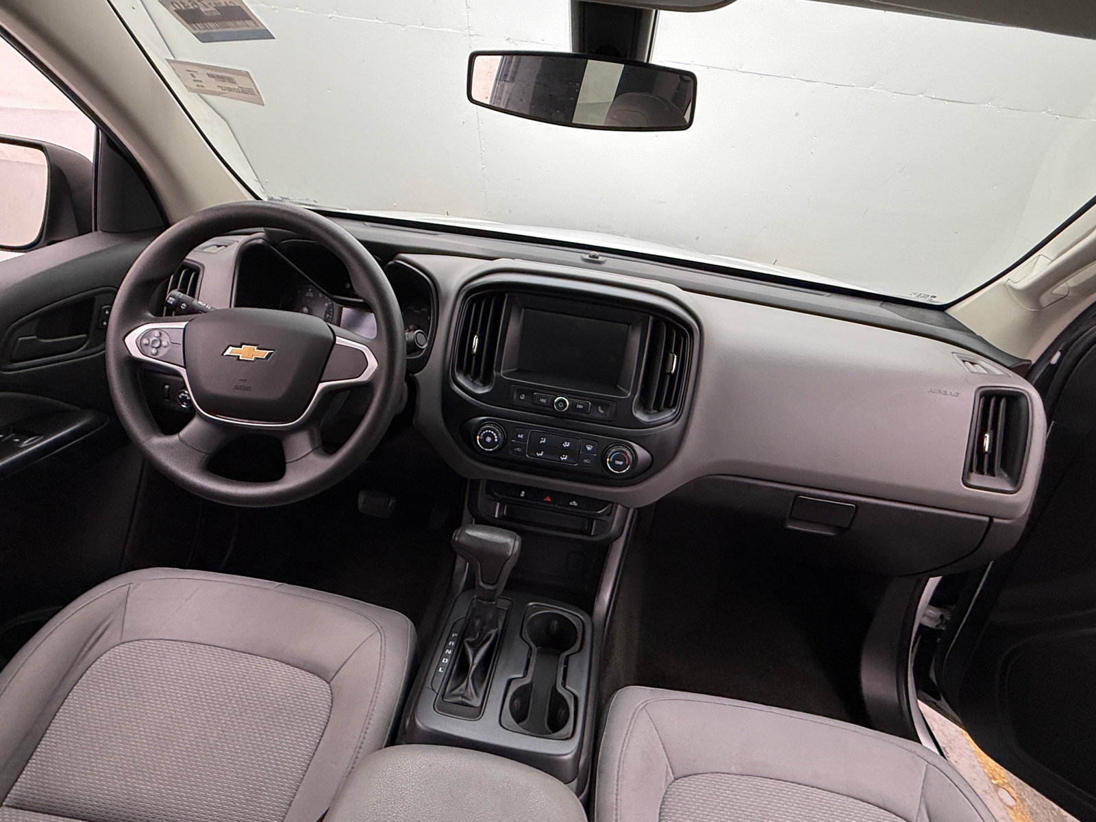 Thumbnail: 2018 Chevrolet Colorado - 3