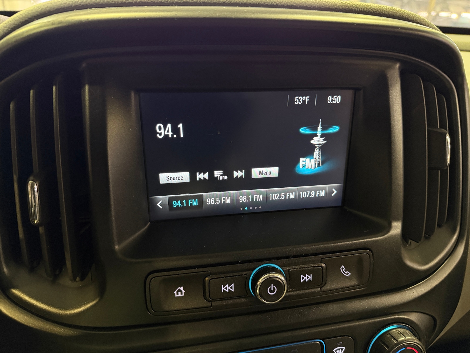 Thumbnail: 2018 Chevrolet Colorado - 4