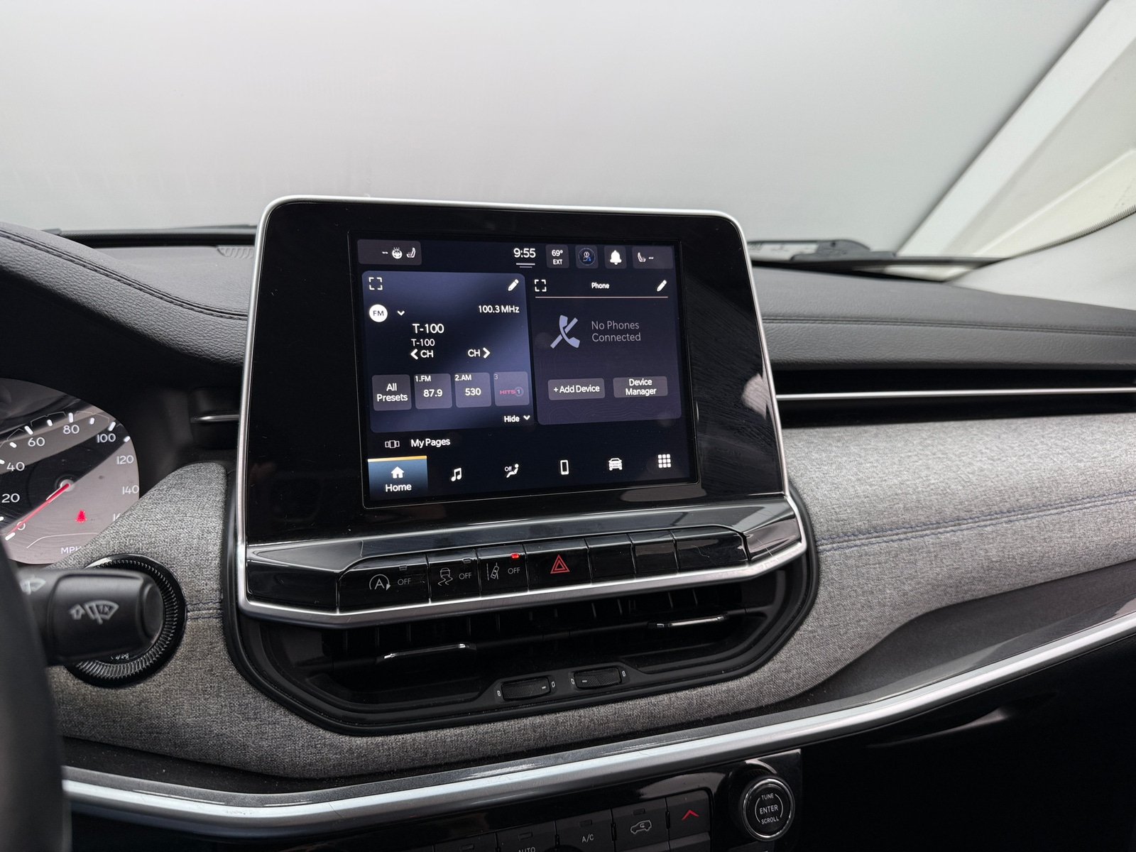 Thumbnail: 2022 Jeep Compass - 4