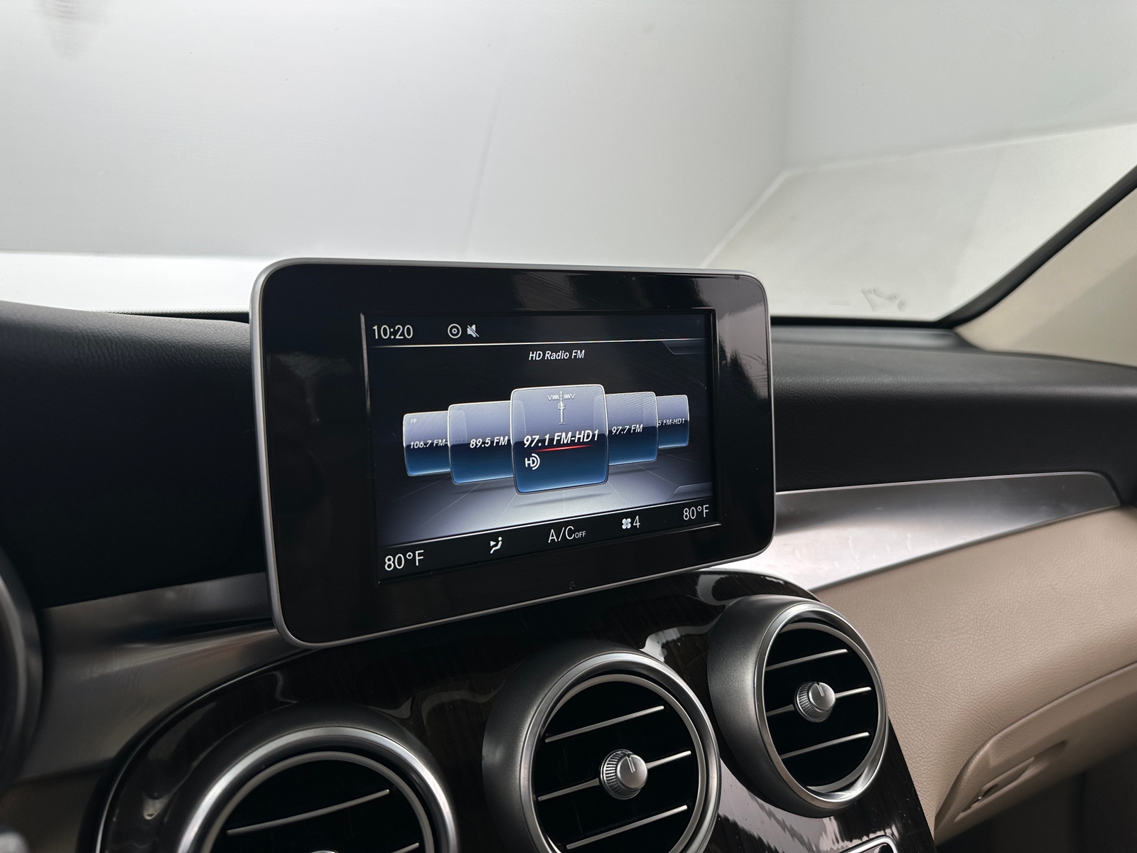 Thumbnail: 2019 Mercedes-Benz GLC - 3