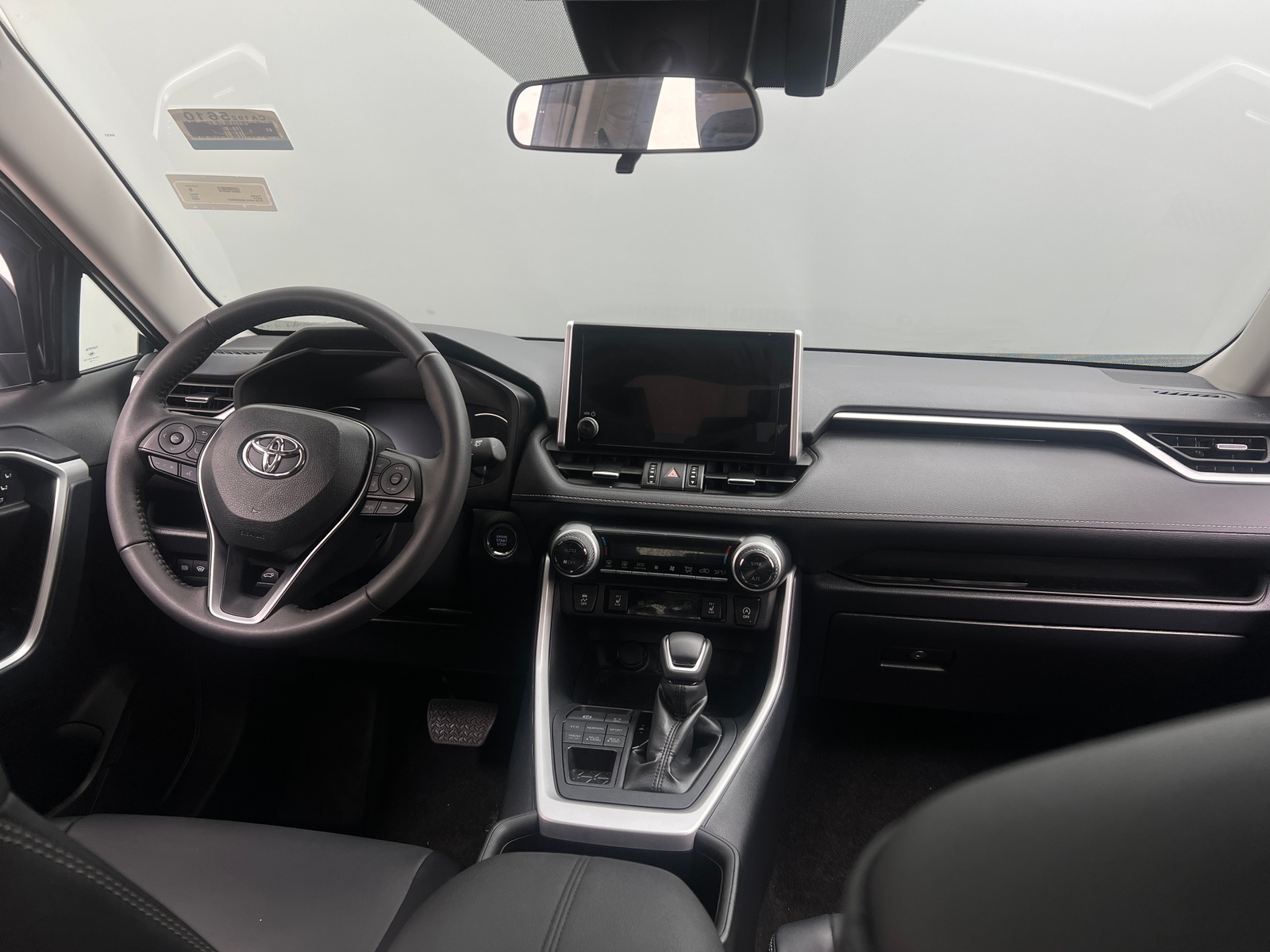 Thumbnail: 2025 Toyota RAV4 - 2