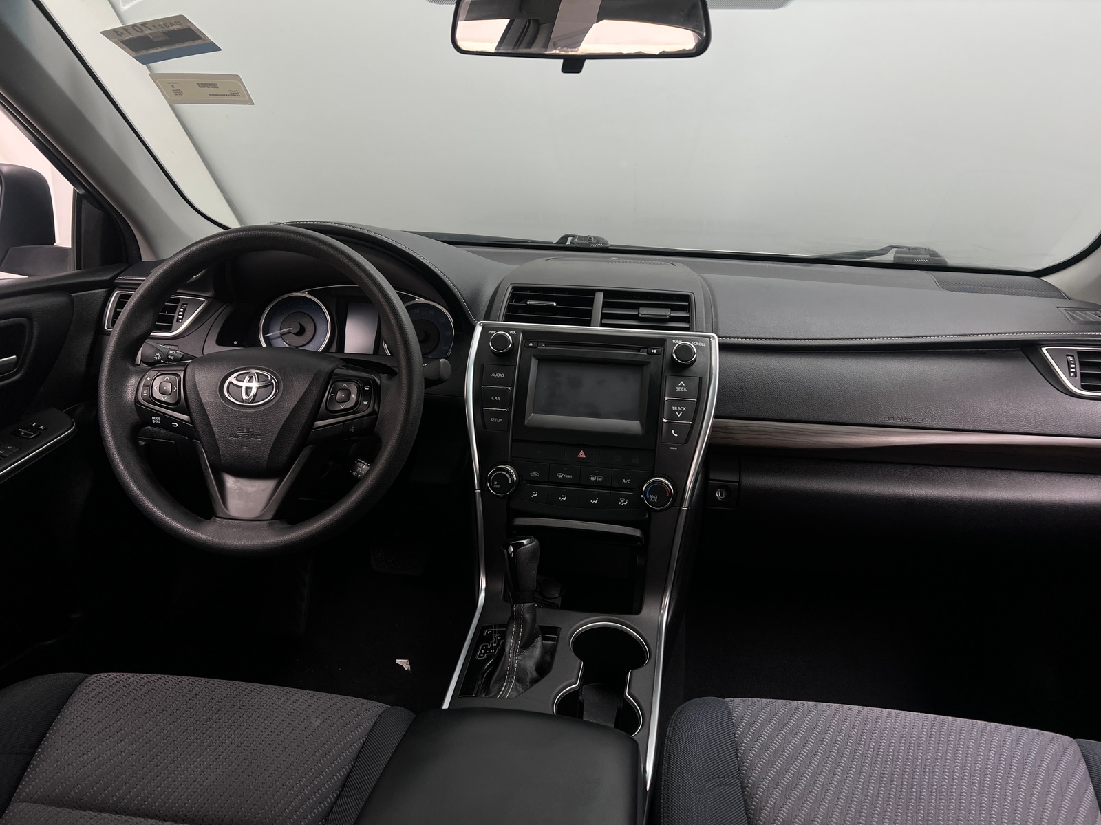 Thumbnail: 2016 Toyota Camry - 3