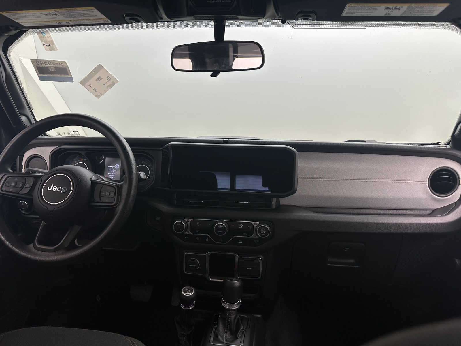 Thumbnail: 2024 Jeep Gladiator - 3