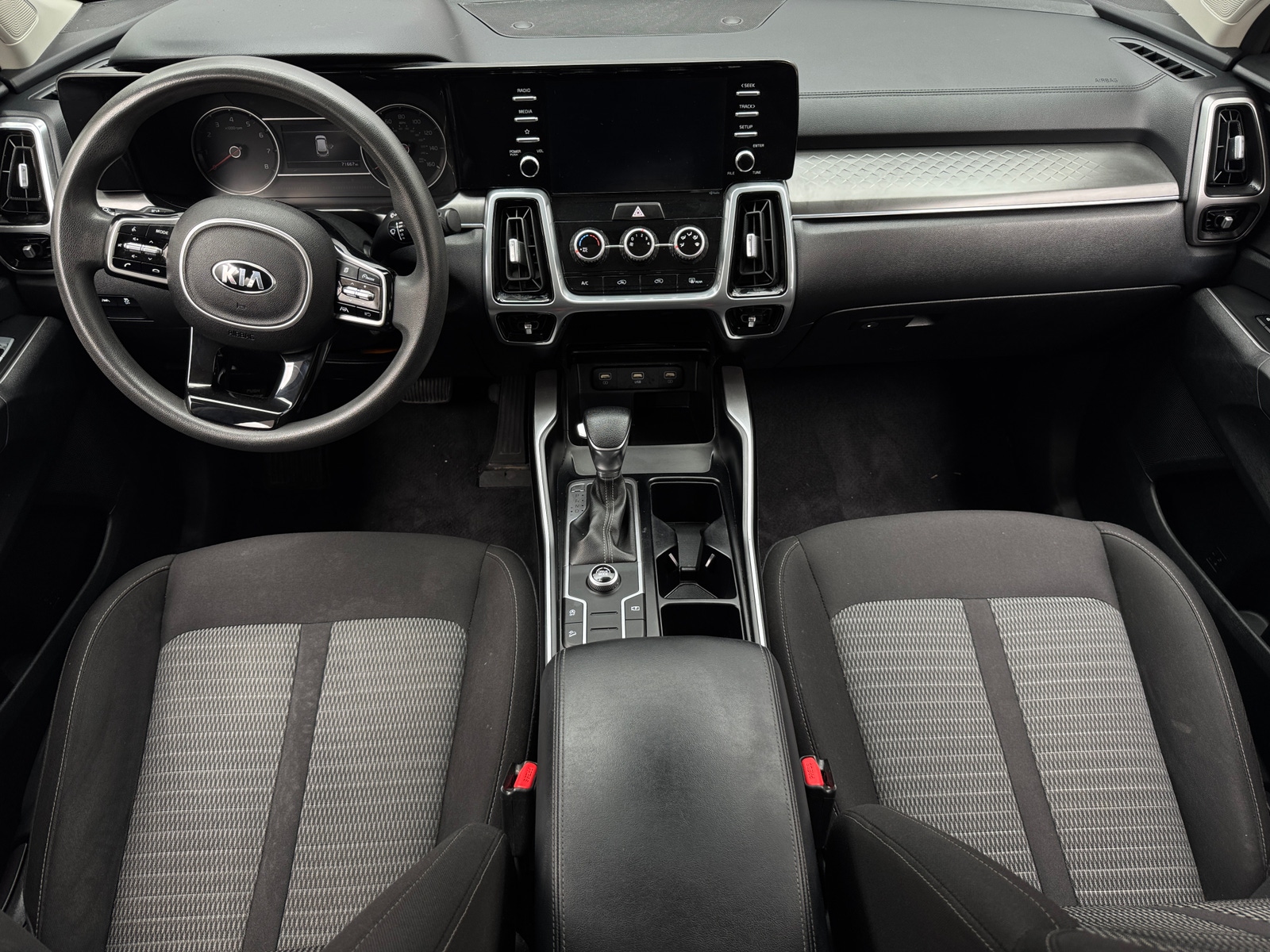 Thumbnail: 2021 Kia Sorento - 3