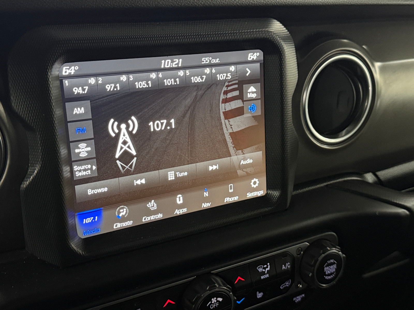 Thumbnail: 2023 Jeep Wrangler - 4