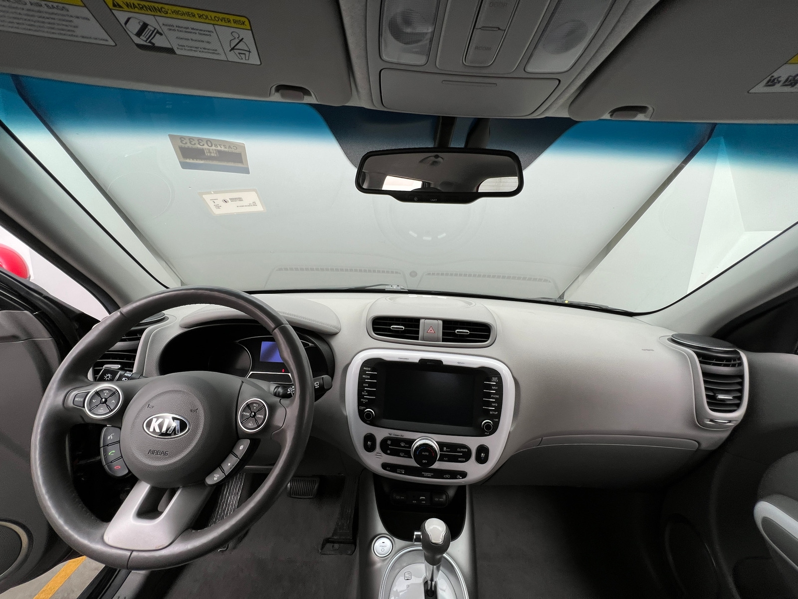 Thumbnail: 2017 Kia Soul EV - 2