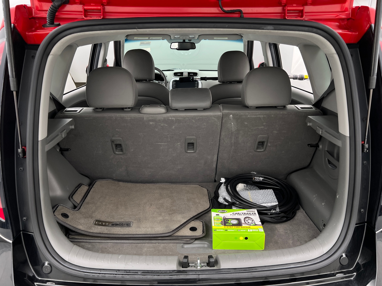 Thumbnail: 2017 Kia Soul EV - 6