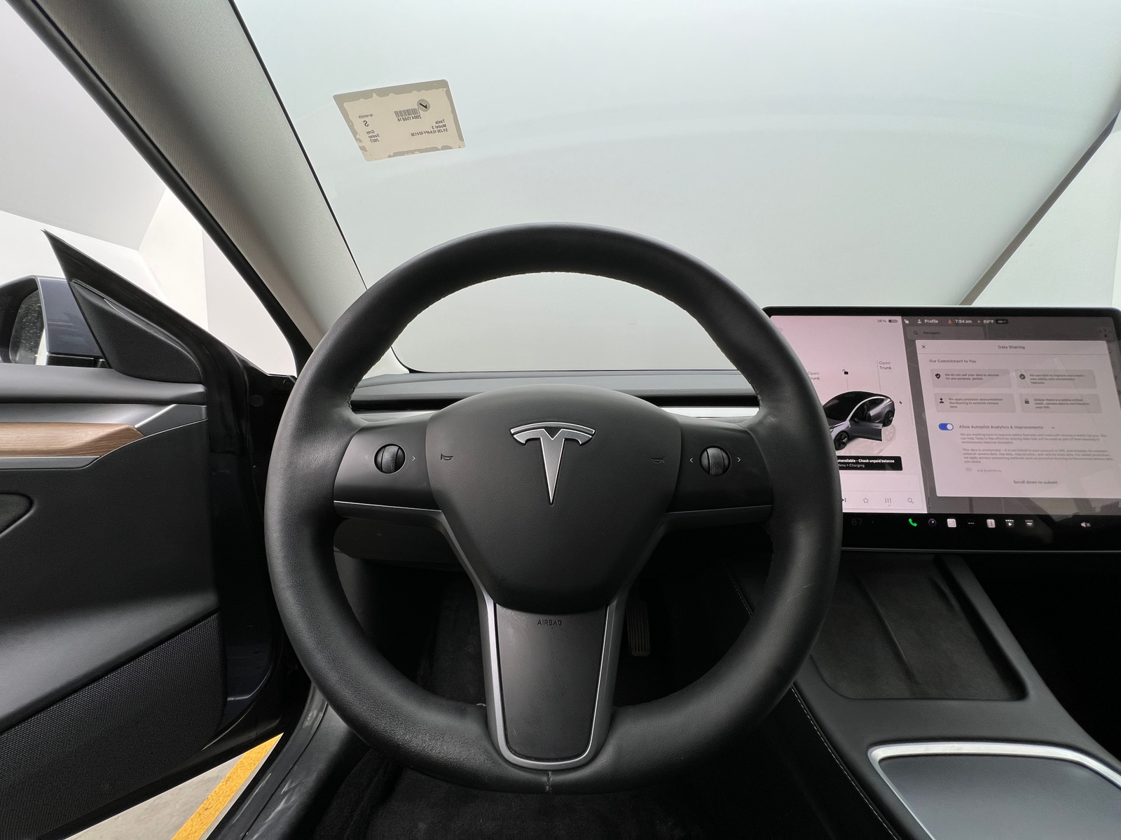 Thumbnail: 2023 Tesla Model 3 - 4