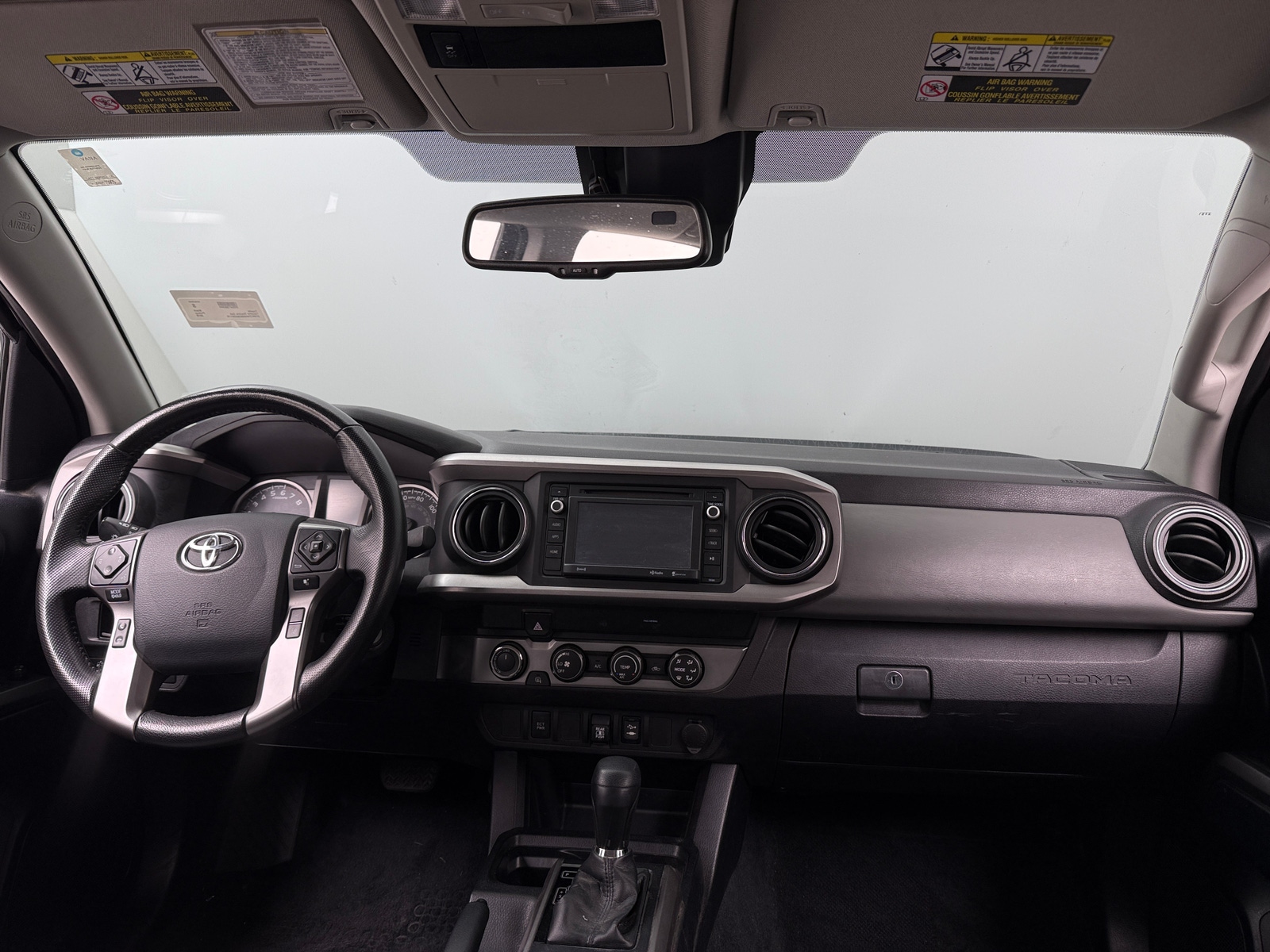 Thumbnail: 2019 Toyota Tacoma - 3