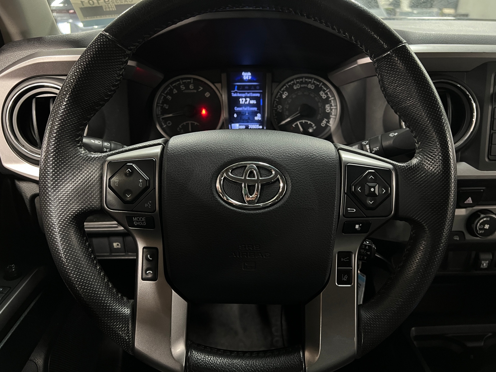 Thumbnail: 2019 Toyota Tacoma - 5