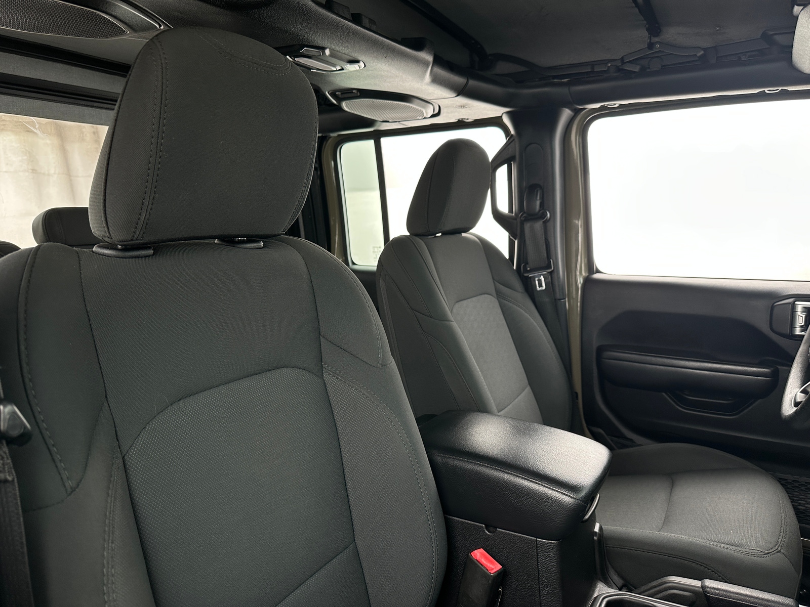 Thumbnail: 2020 Jeep Gladiator - 2