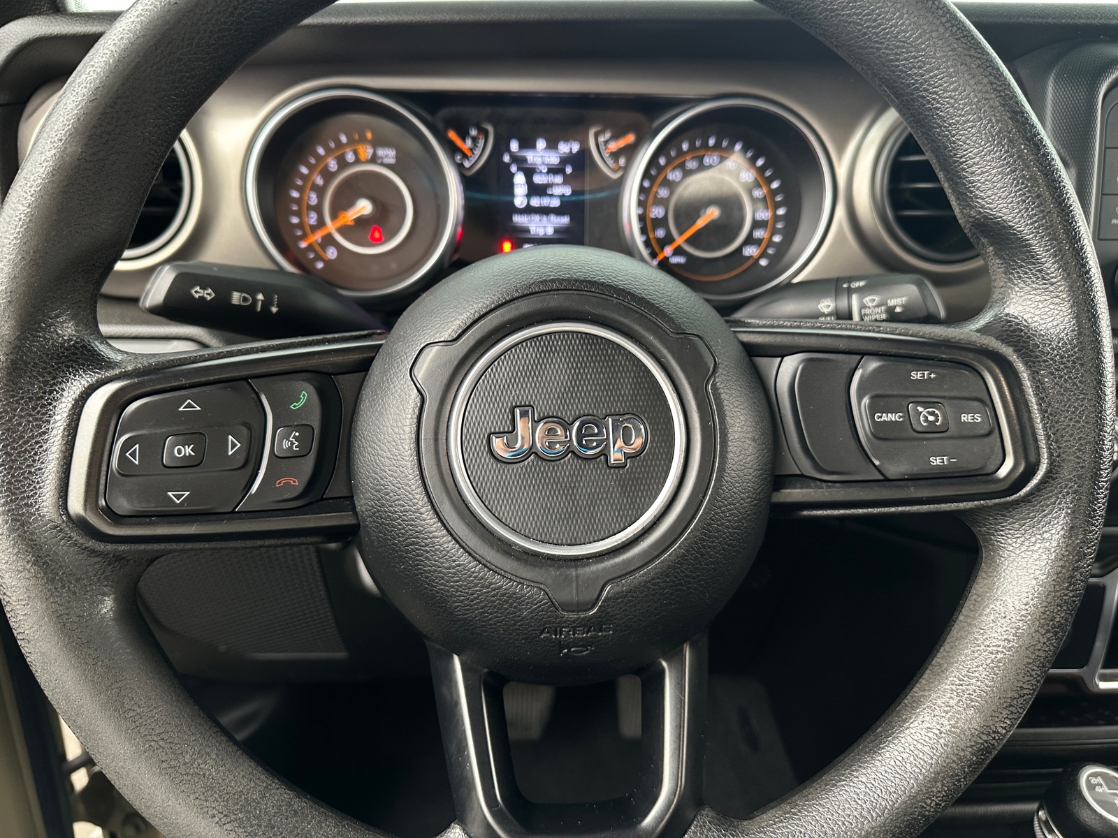 Thumbnail: 2020 Jeep Gladiator - 5