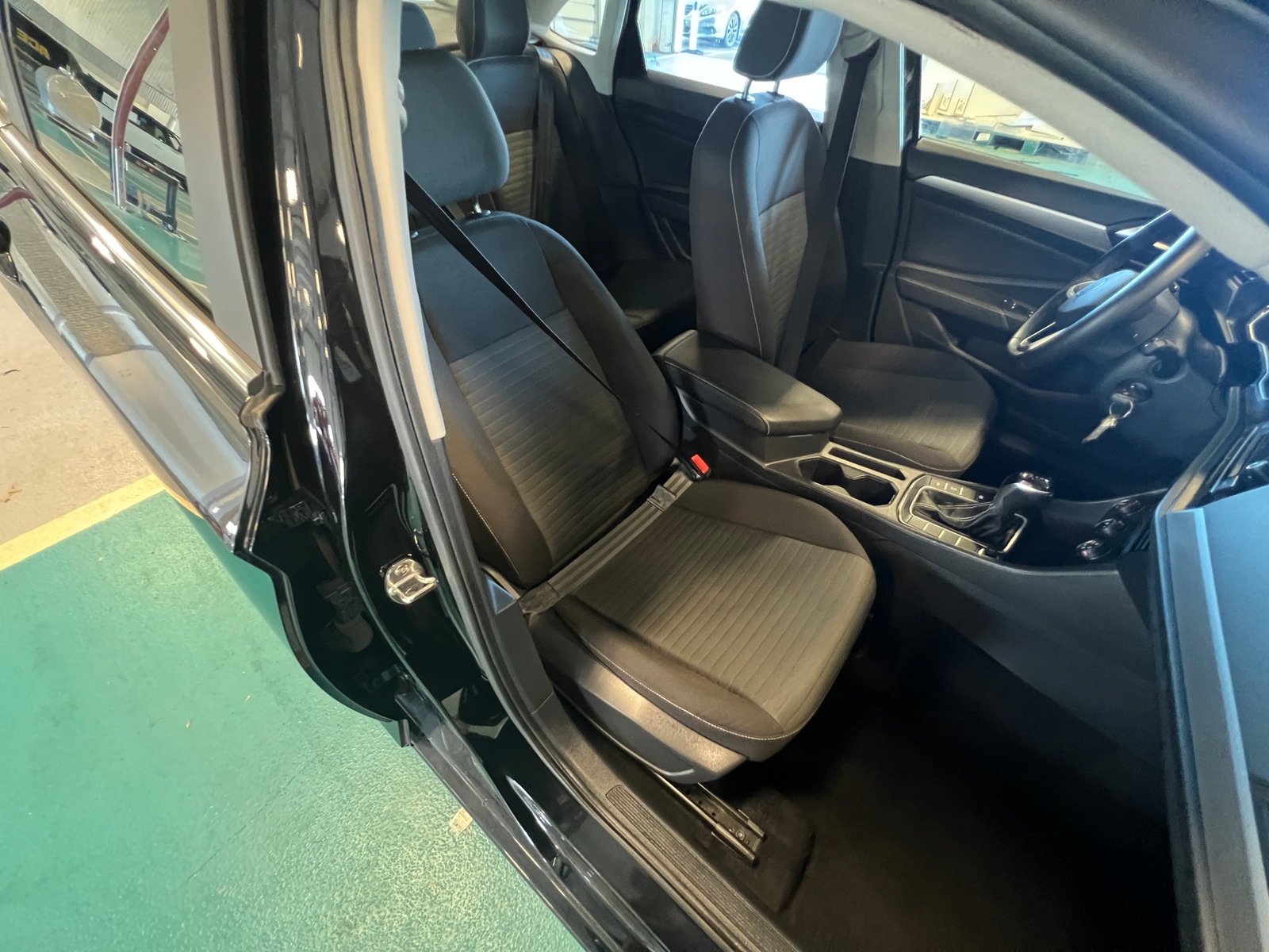 Thumbnail: 2024 Volkswagen Jetta - 2