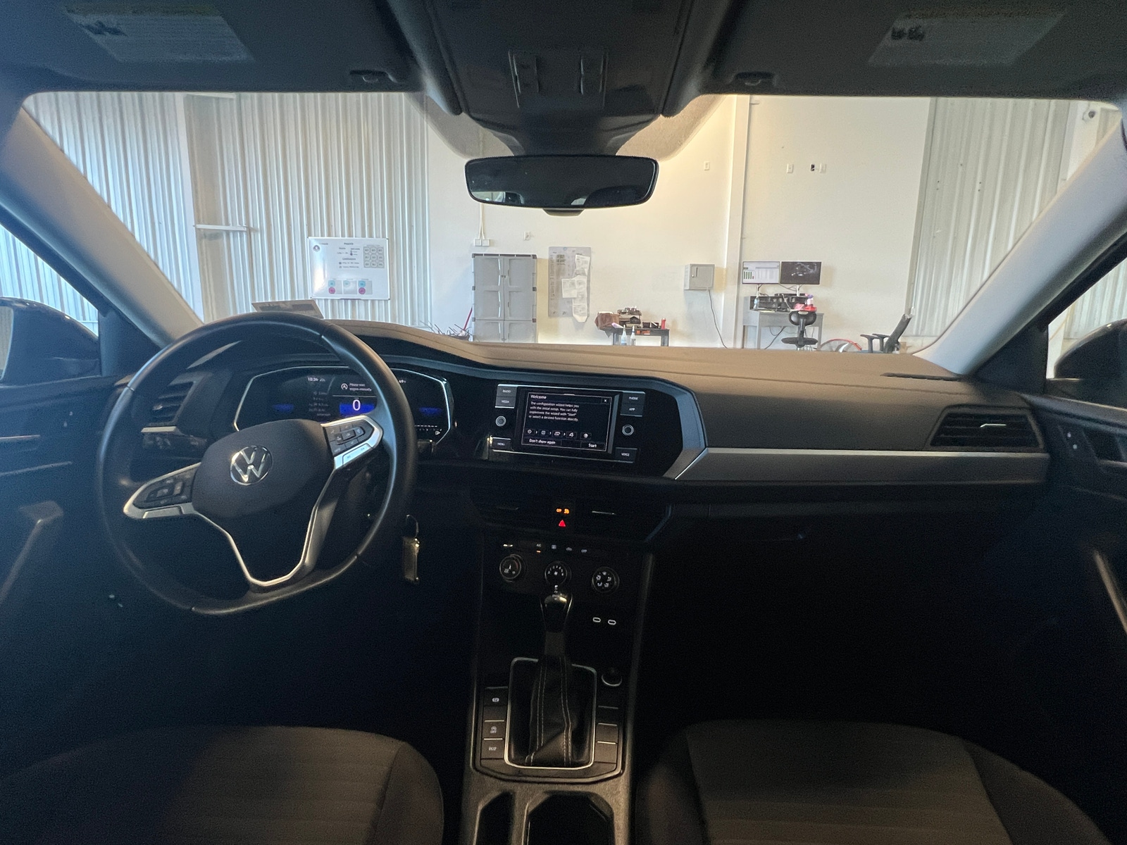 Thumbnail: 2024 Volkswagen Jetta - 3