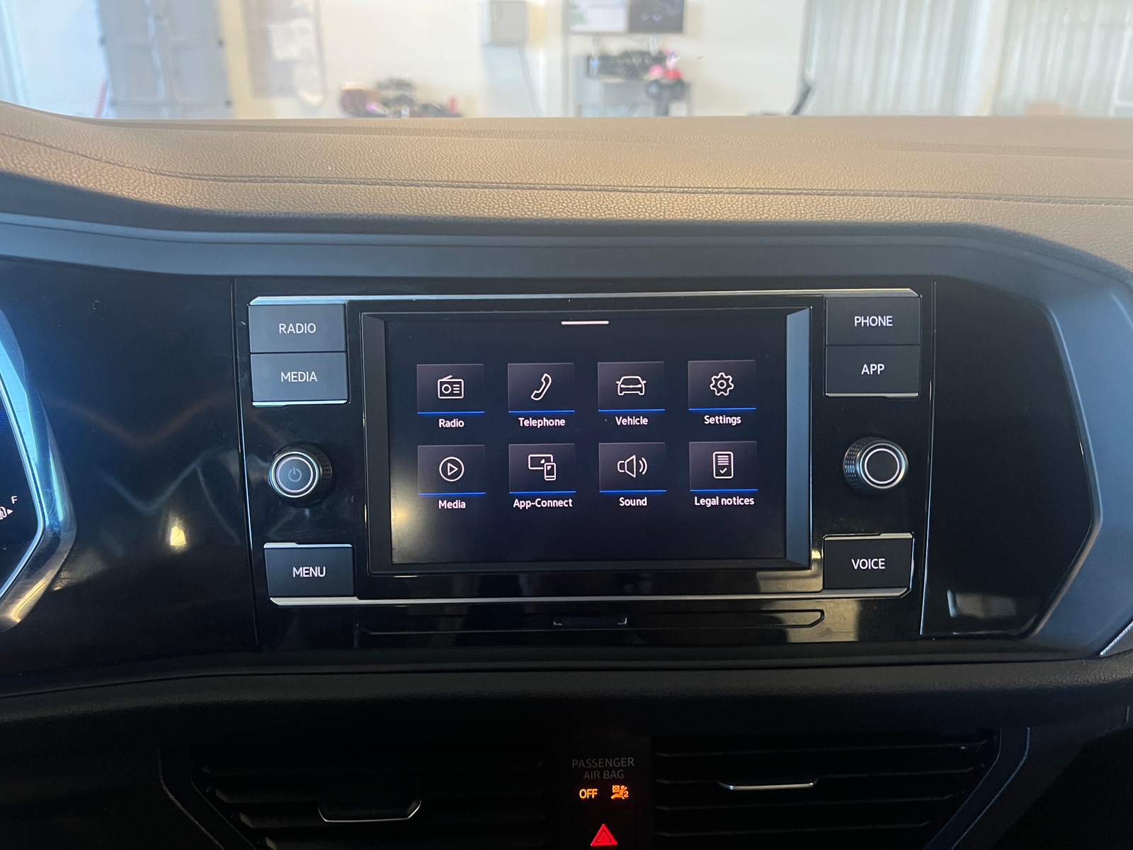 Thumbnail: 2024 Volkswagen Jetta - 4