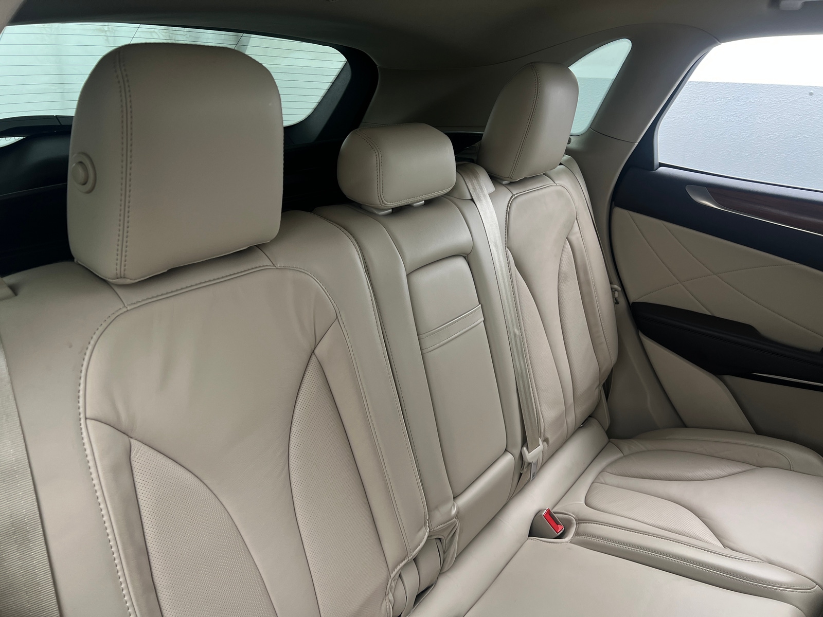 Thumbnail: 2017 Lincoln MKC - 5