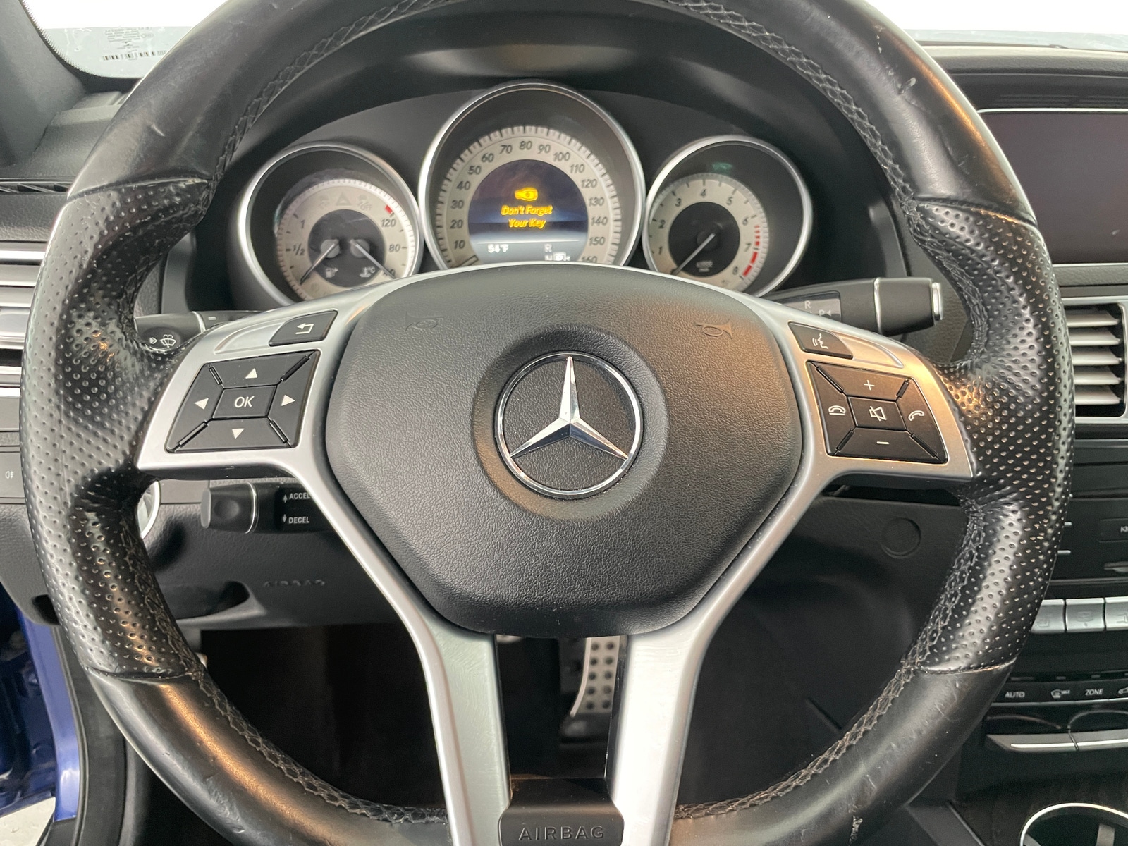 Thumbnail: 2017 Mercedes-Benz E-Class - 3