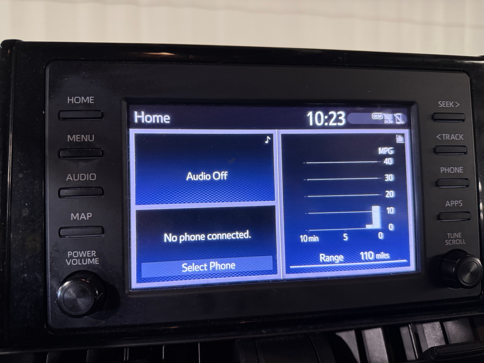 Thumbnail: 2019 Toyota RAV4 - 4