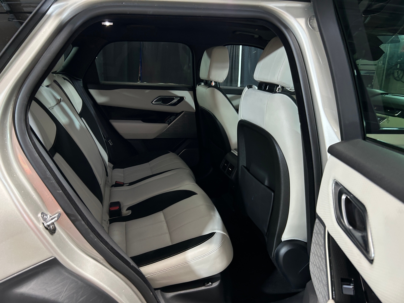 Thumbnail: 2019 Land Rover Range Rover Velar - 5