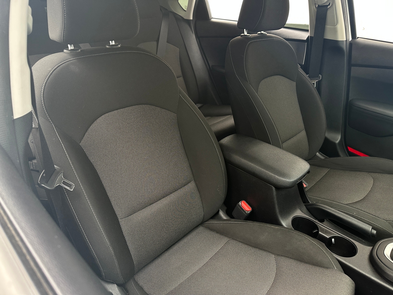 Thumbnail: 2022 Kia Forte - 2