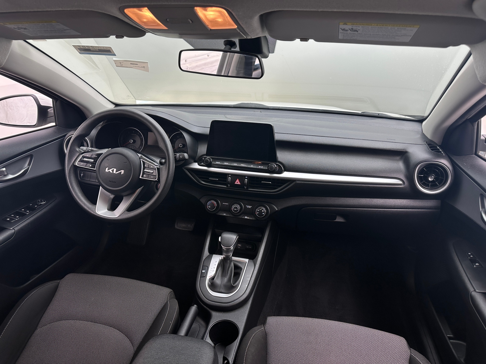 Thumbnail: 2022 Kia Forte - 3