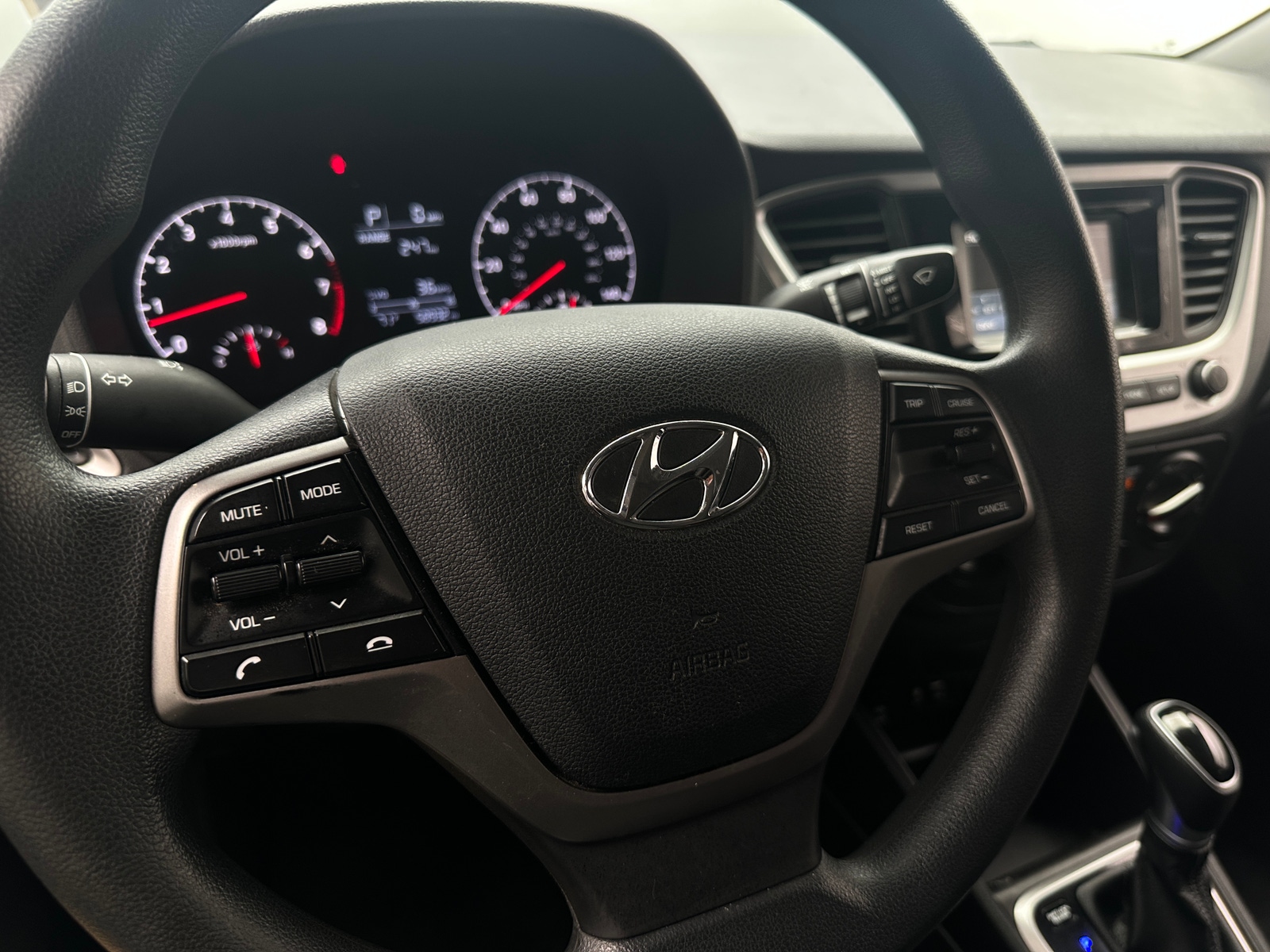 Thumbnail: 2022 Hyundai Accent - 5