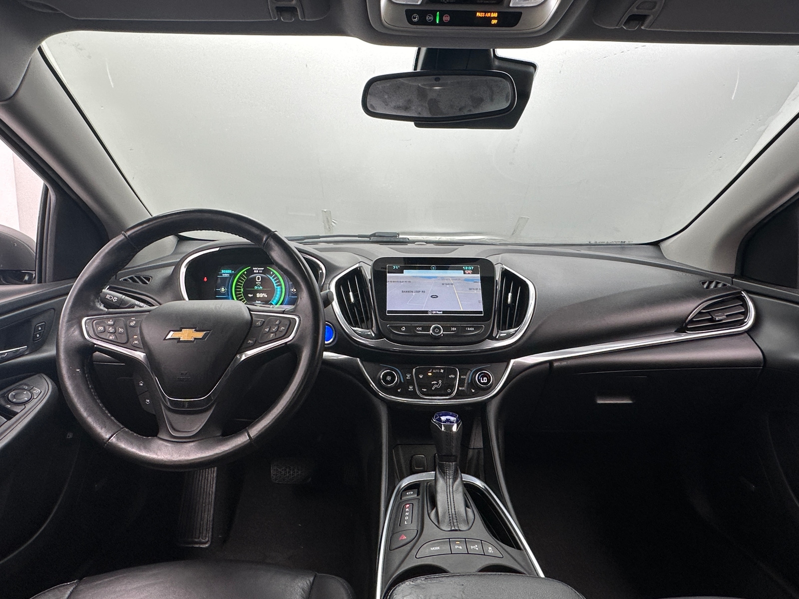 Thumbnail: 2017 Chevrolet Volt - 2